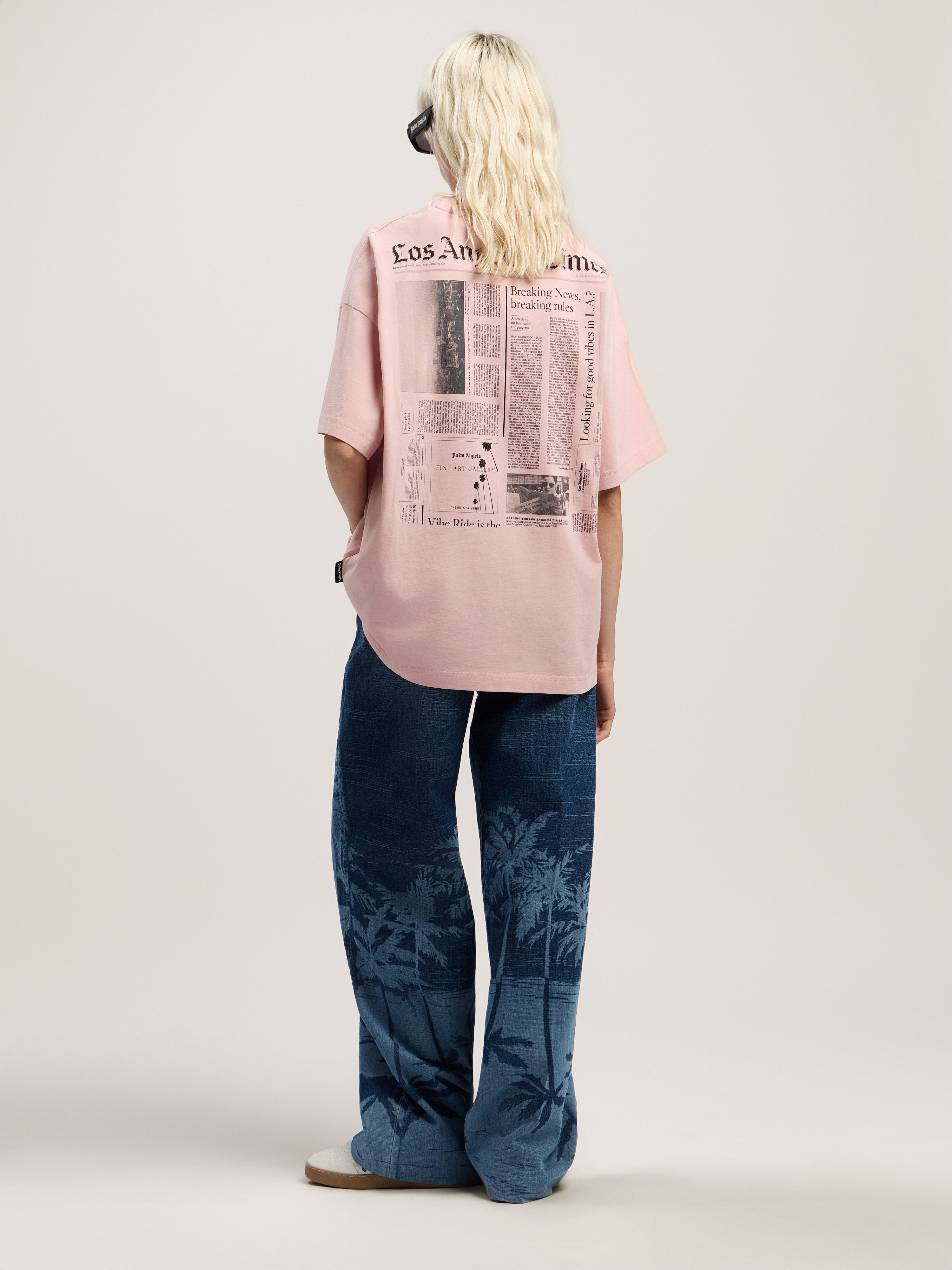PALM ANGELS Paxlatimes Graphic Loose Tee PINK - BLACK PWAA07BF25JER001