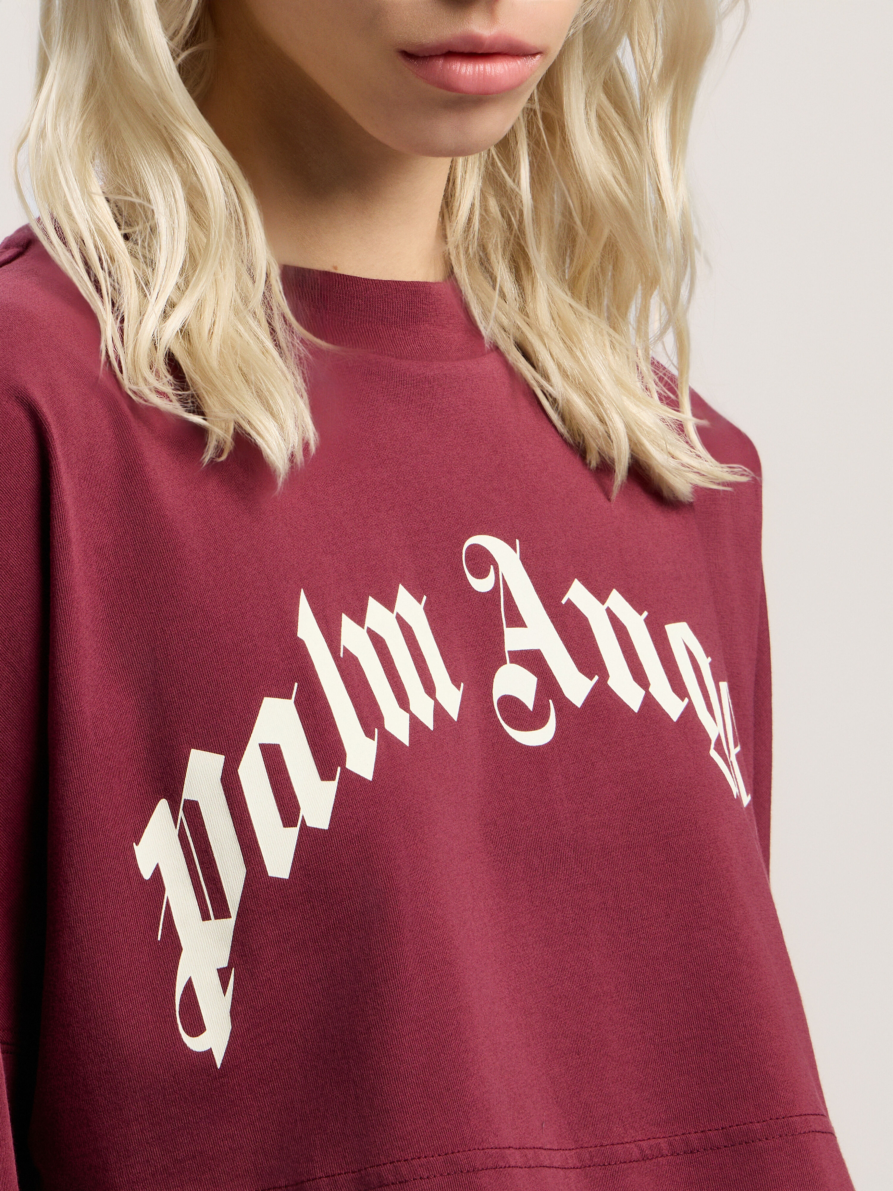 PALM ANGELS Curved Logo Crop Top BURGUNDY - OFF WHITE PWAB023F25JER002