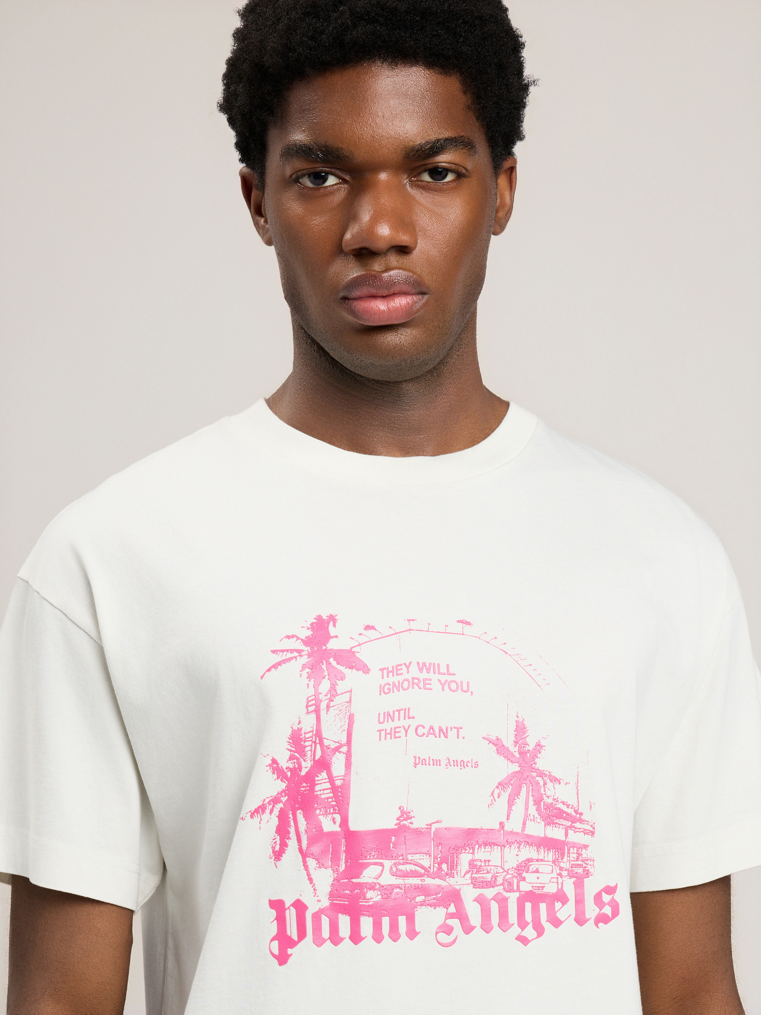 PALM ANGELS Palm Statement T-Shirt OFF WHITE FUCHSIA PMAA109S26JER006