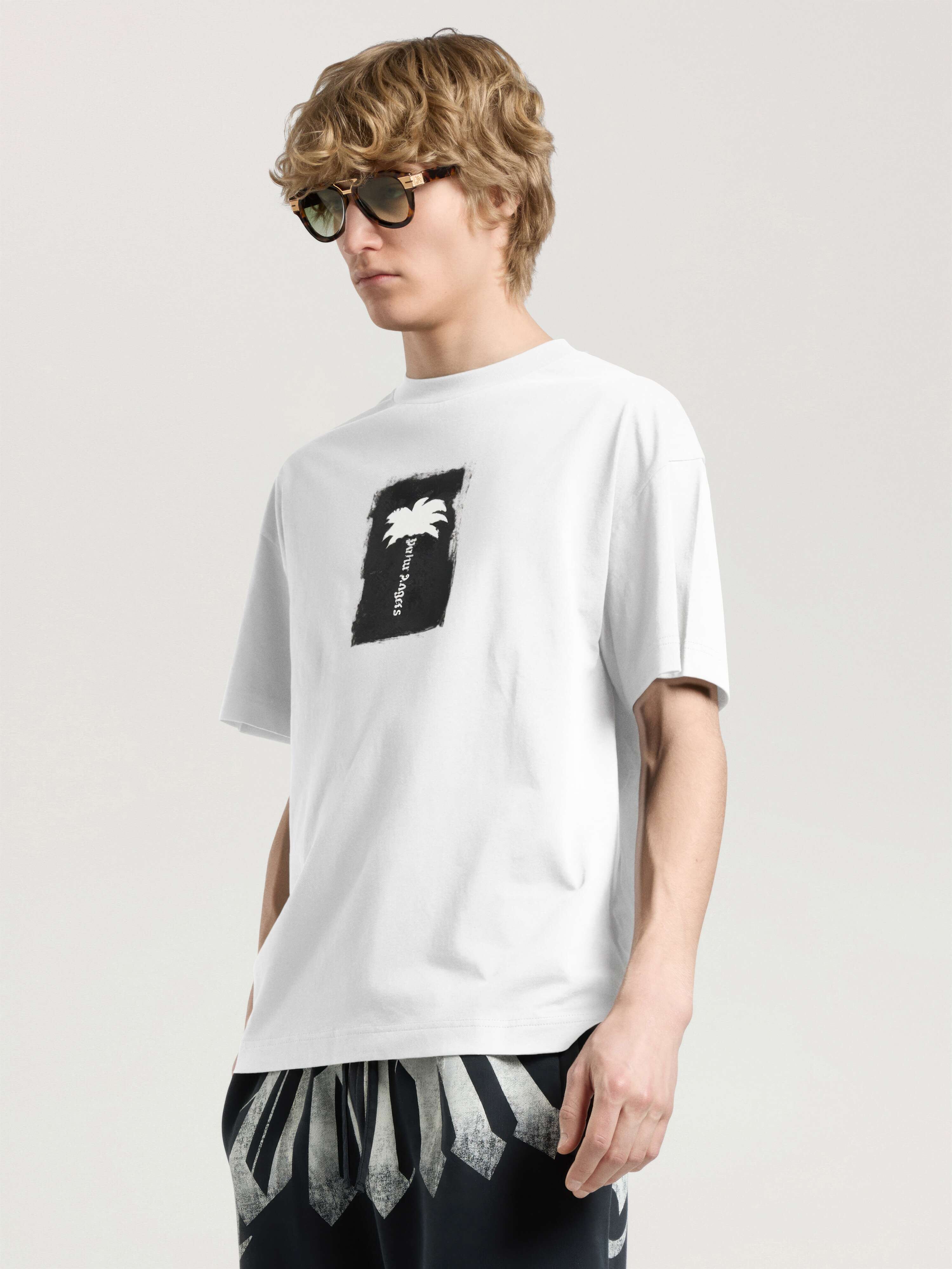 Brushed Palm Tree Regular T-Shirt PALM ANGELS Brushed Palm Tree Regular T-Shirt OFF WHITE - BLACK PAMAA01W26JR19
