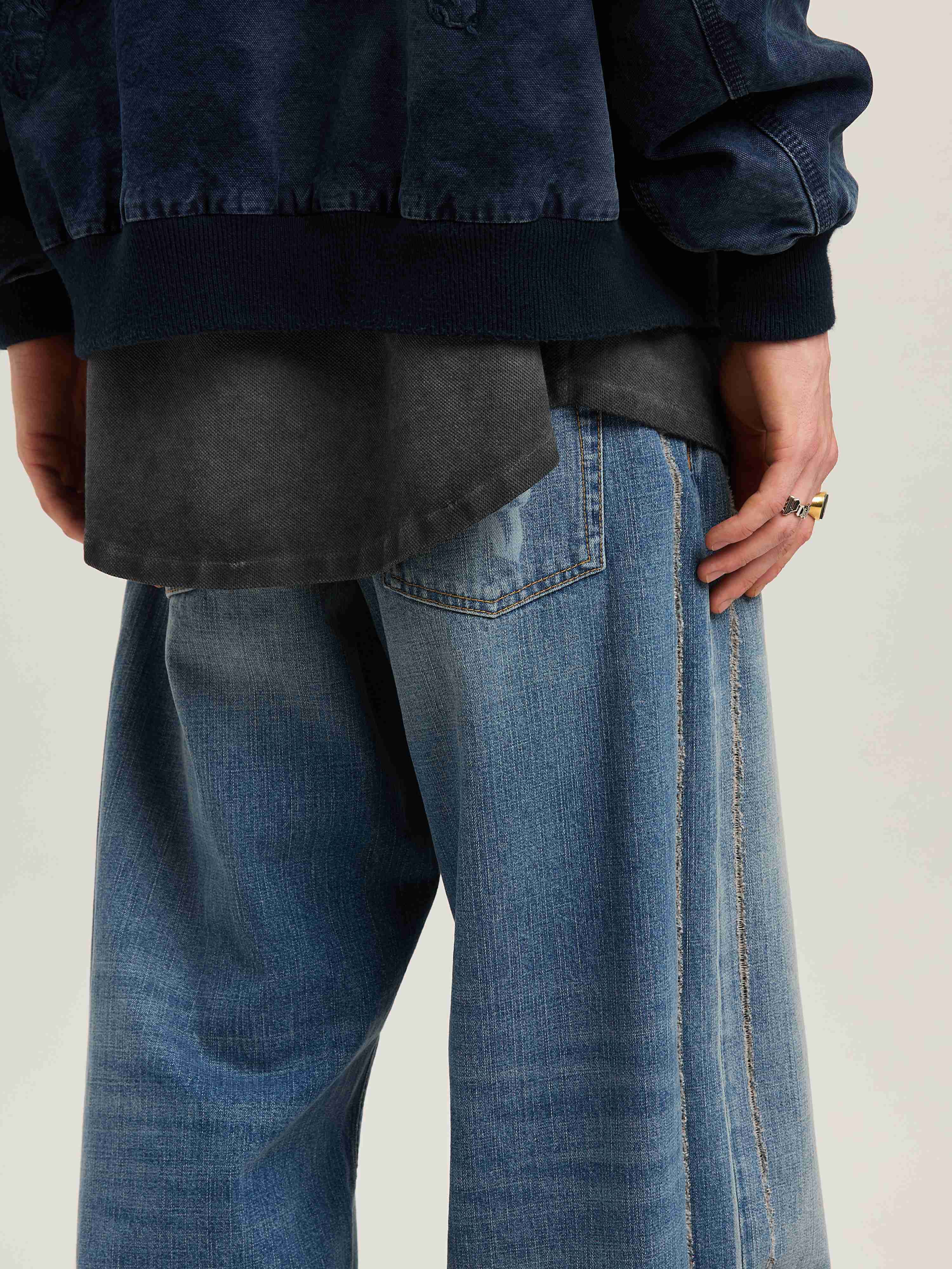PALM ANGELS  Jeans mit geschwungenem Logo LIGHT BLUE - LIGHT BLUE PMYA049S25DEN002