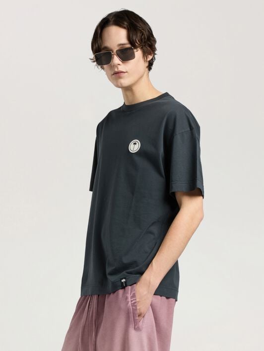 Palm Shadow Regular T-Shirt PALM ANGELS Palm Shadow Regular T-Shirt ANTHRACITE - OFF WHITE PAMAA01W26JR10