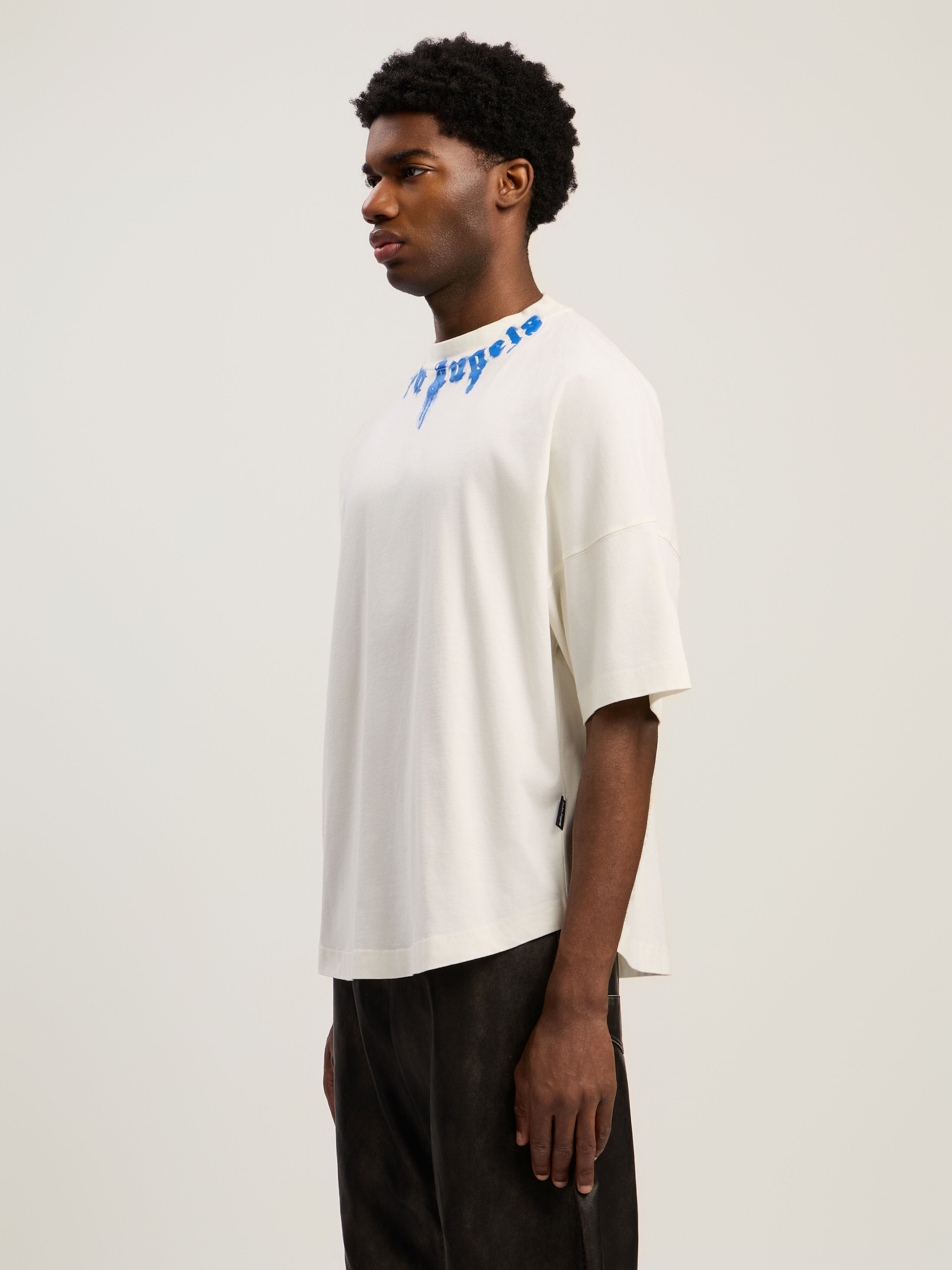 PALM ANGELS Curved Logo Over T-shirt OFF WHITE - COBALT BLUE PMAA10BF25JER006