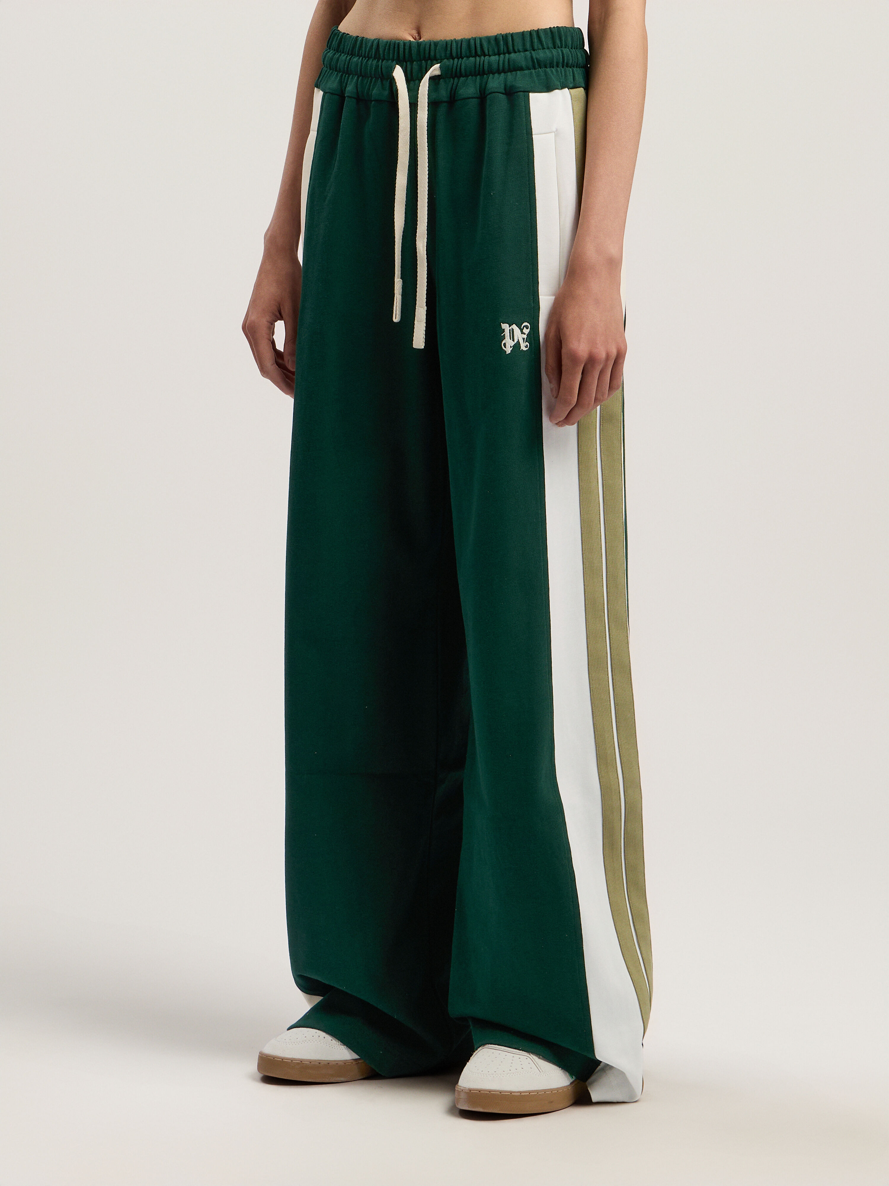 PALM ANGELS Monogram Colorblock Sweatpant DARK GREEN - OFF WHITE PWCH028F25FAB001