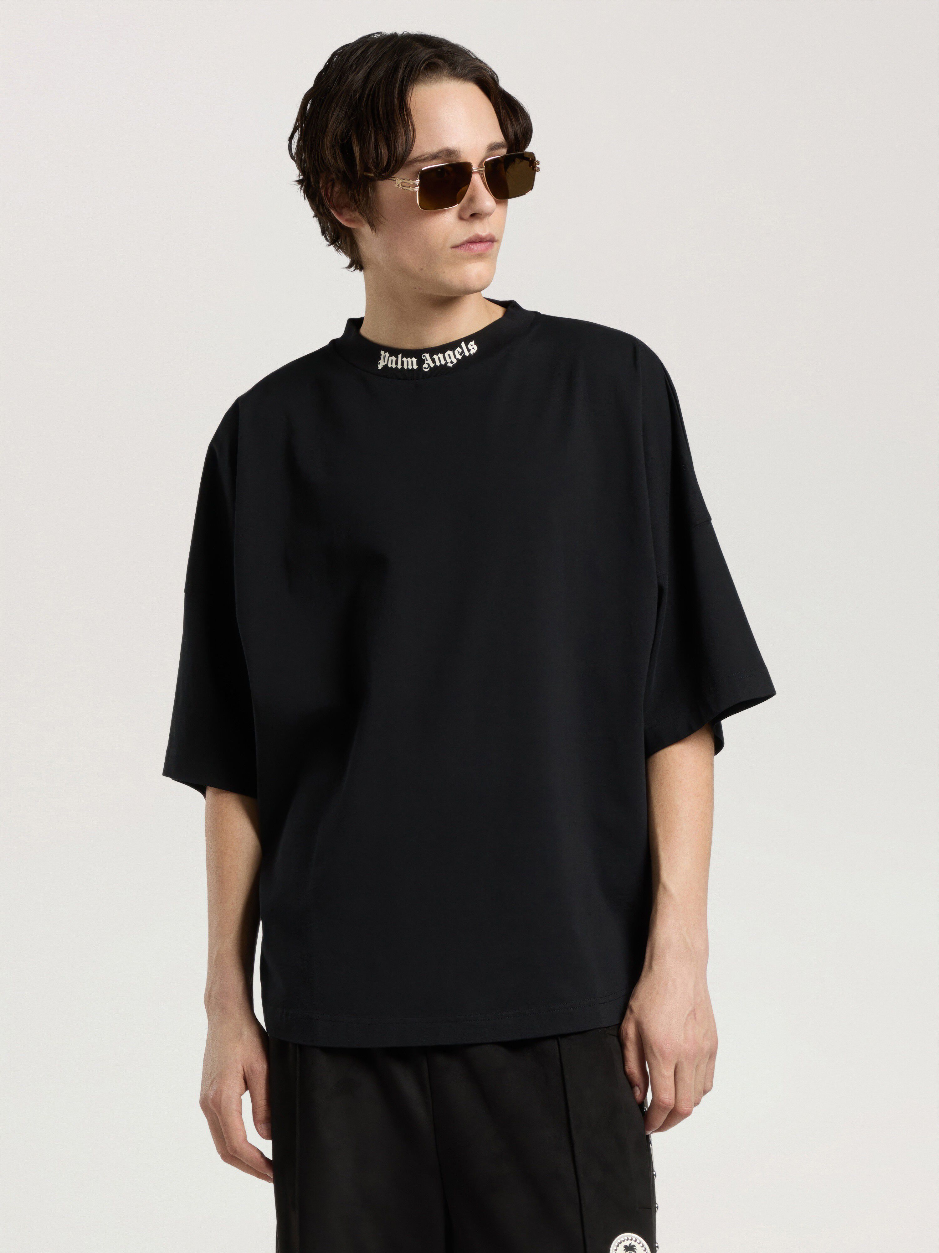 PALM ANGELS Classic Logo Oversized T-Shirt BLACK - OFF WHITE PAMAA05F26JR02