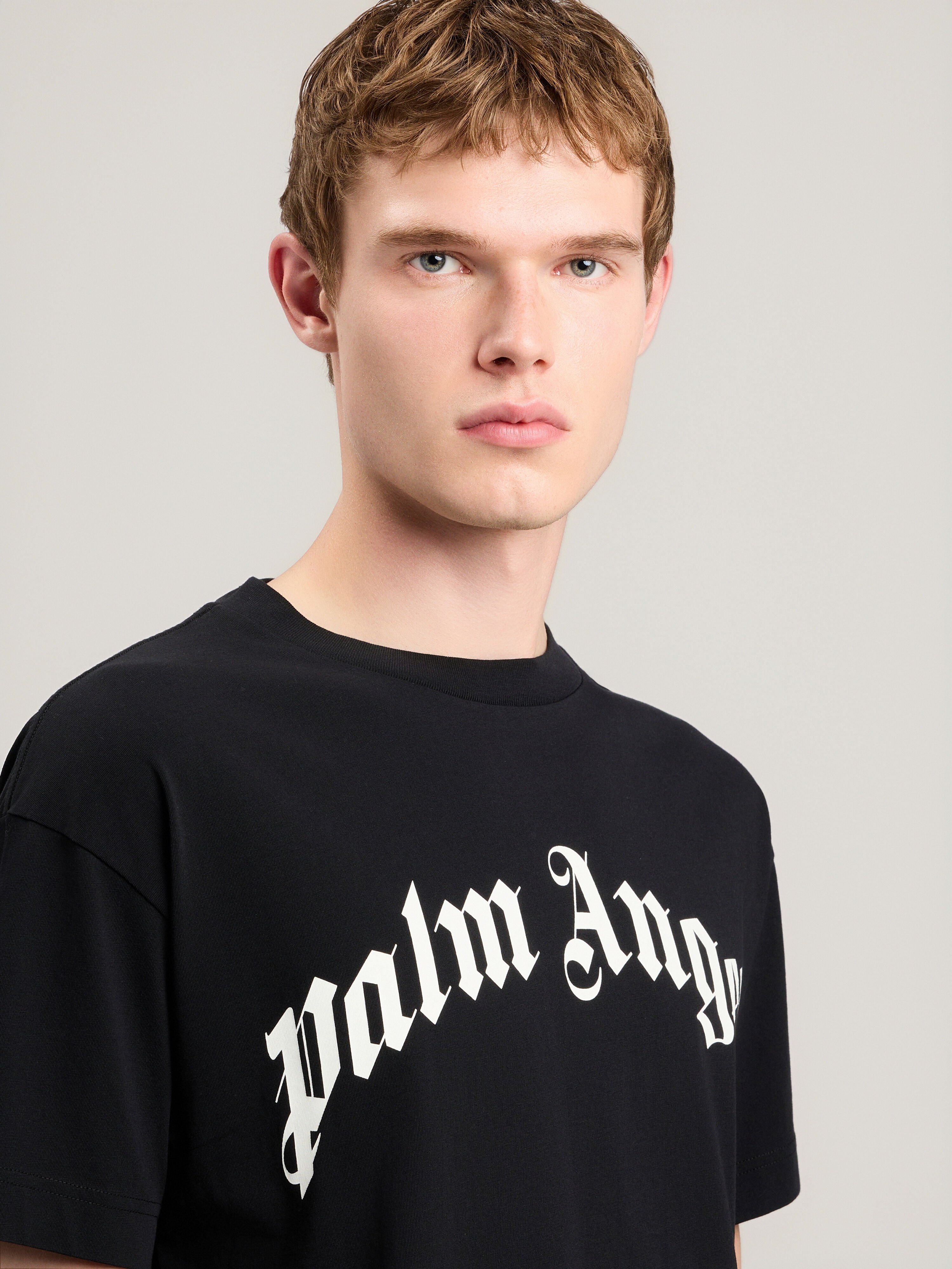 Curved Logo T-Shirt in BLACK OFF WHITE for Men | Palm Angels®