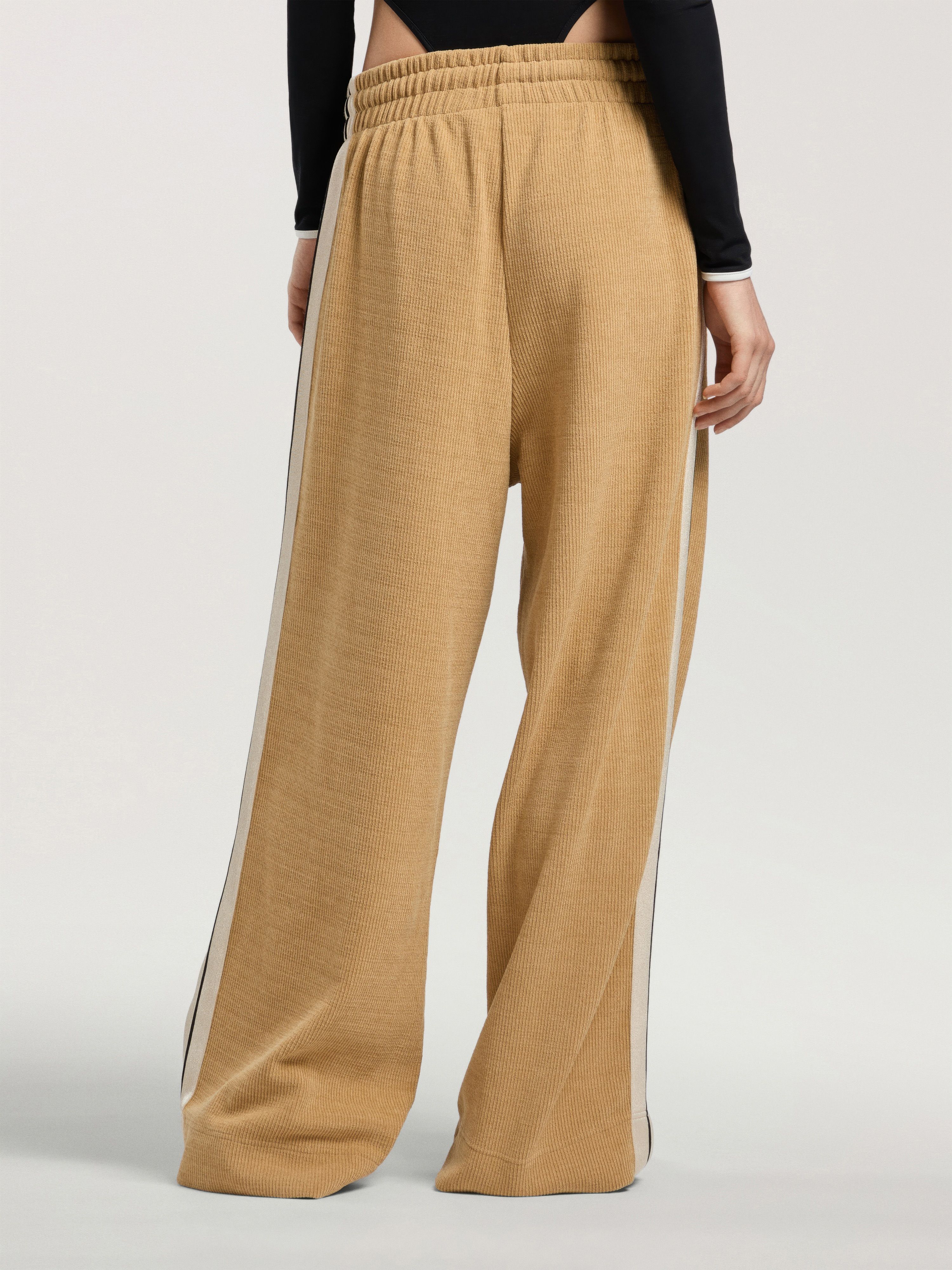 Palm Tree Chenille Loose Track Pants PALM ANGELS Palm Tree Chenille Loose Track Pants KAKI - OFF WHITE PAWCJ01W26FB01