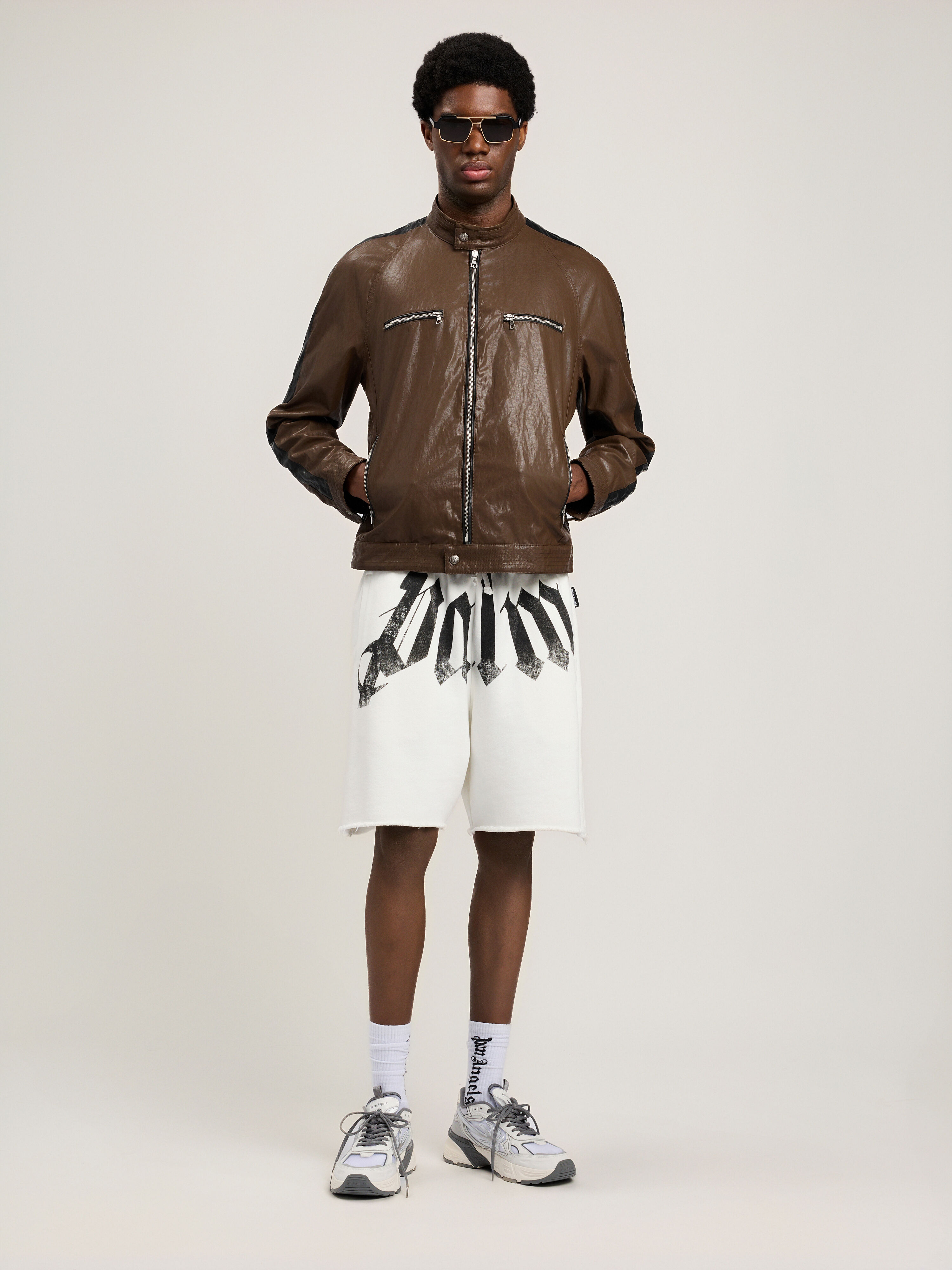 PALM ANGELS Big Waist Logo Sweatshorts OFF WHITE BLACK PMCI02CS26FLE001