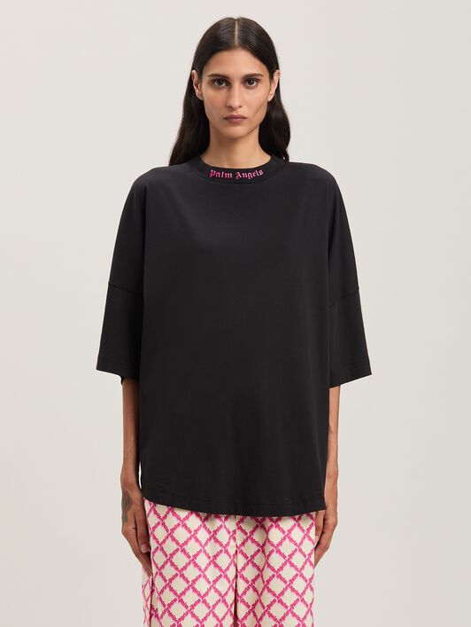 PALM ANGELS  Curved Logo oversize T-shirt BLACK - FUCHSIA PWAA023S25JER002