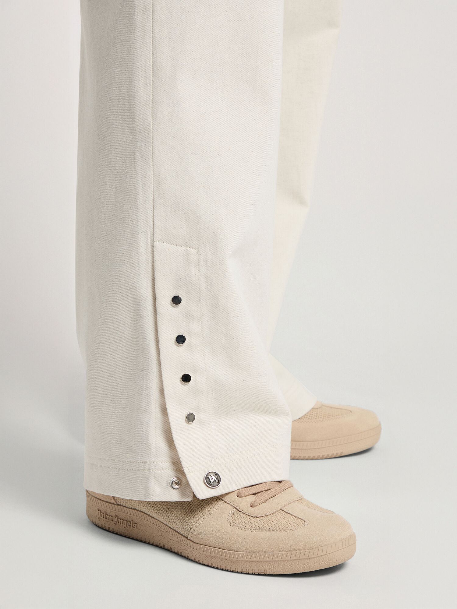 Palm Tree Loose Trousers PALM ANGELS Palm Tree Loose Trousers OFF WHITE - SILVER PAMCA03F26FB01