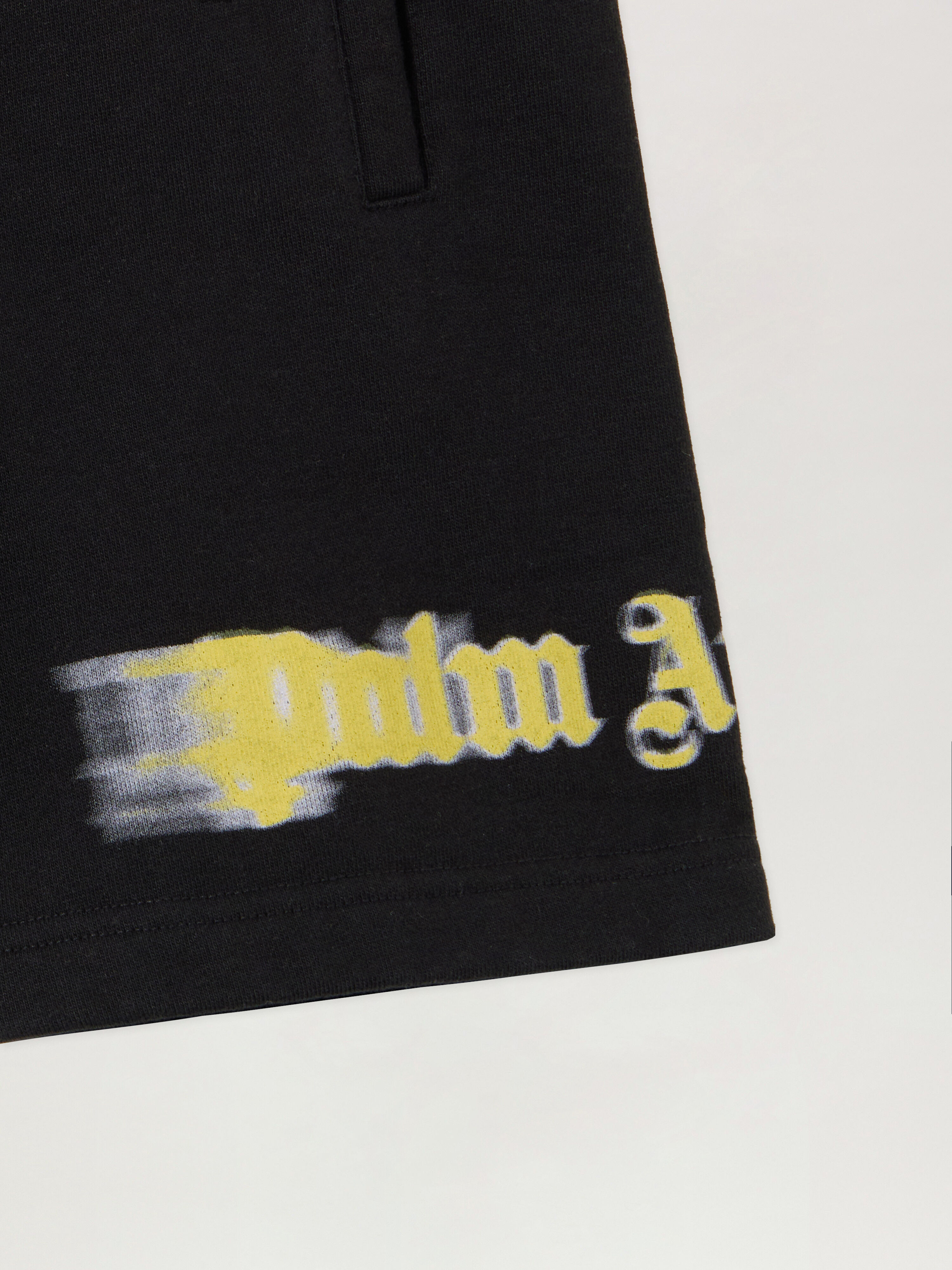 PALM ANGELS Blurred Logo Reg.Sweatshort BLACK - OCHER YELLOW PBCI006F25FLE001