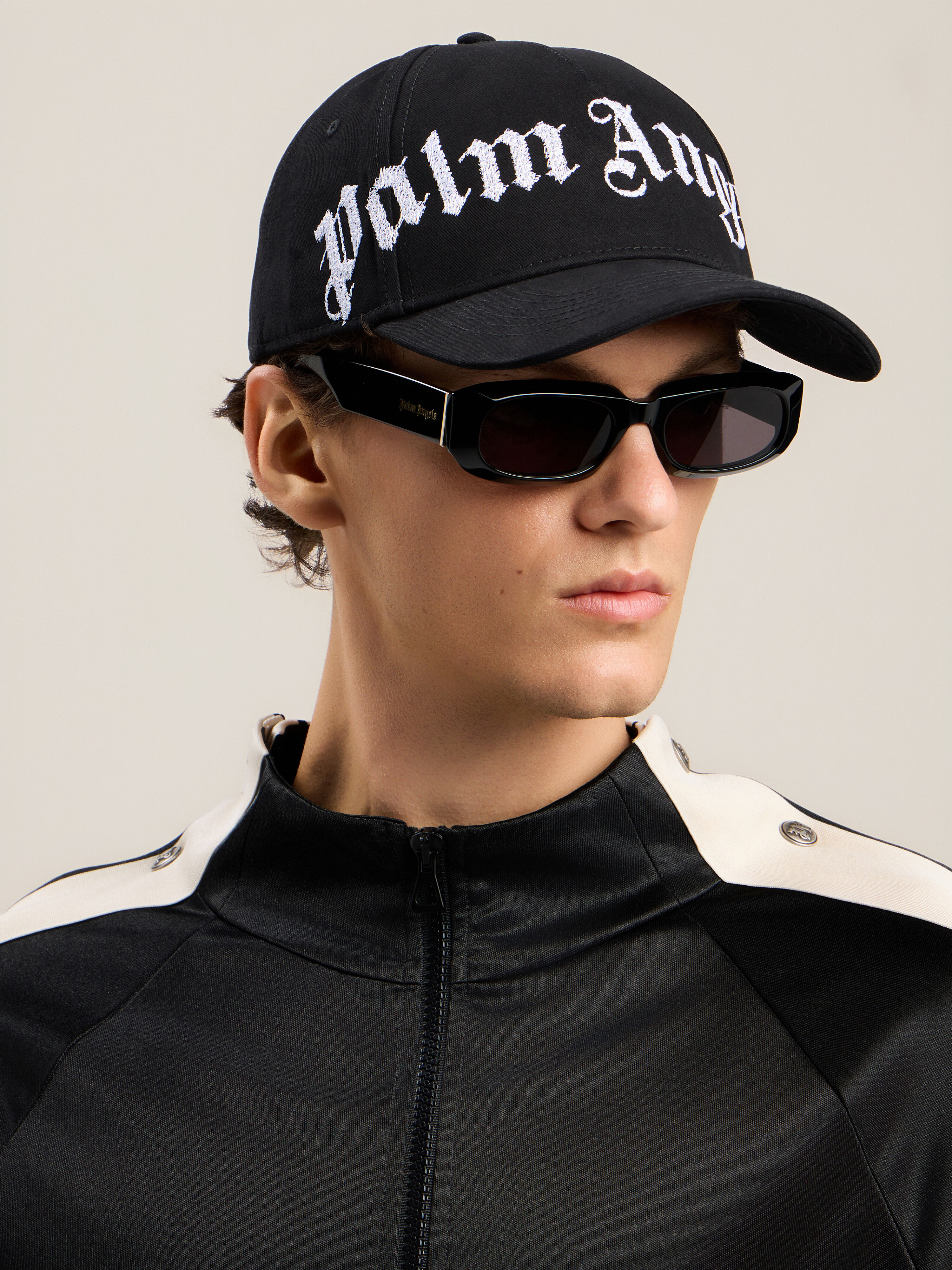 PALM ANGELS Overlogo Cap BLACK OFF WHITE PMLB104S26FAB003