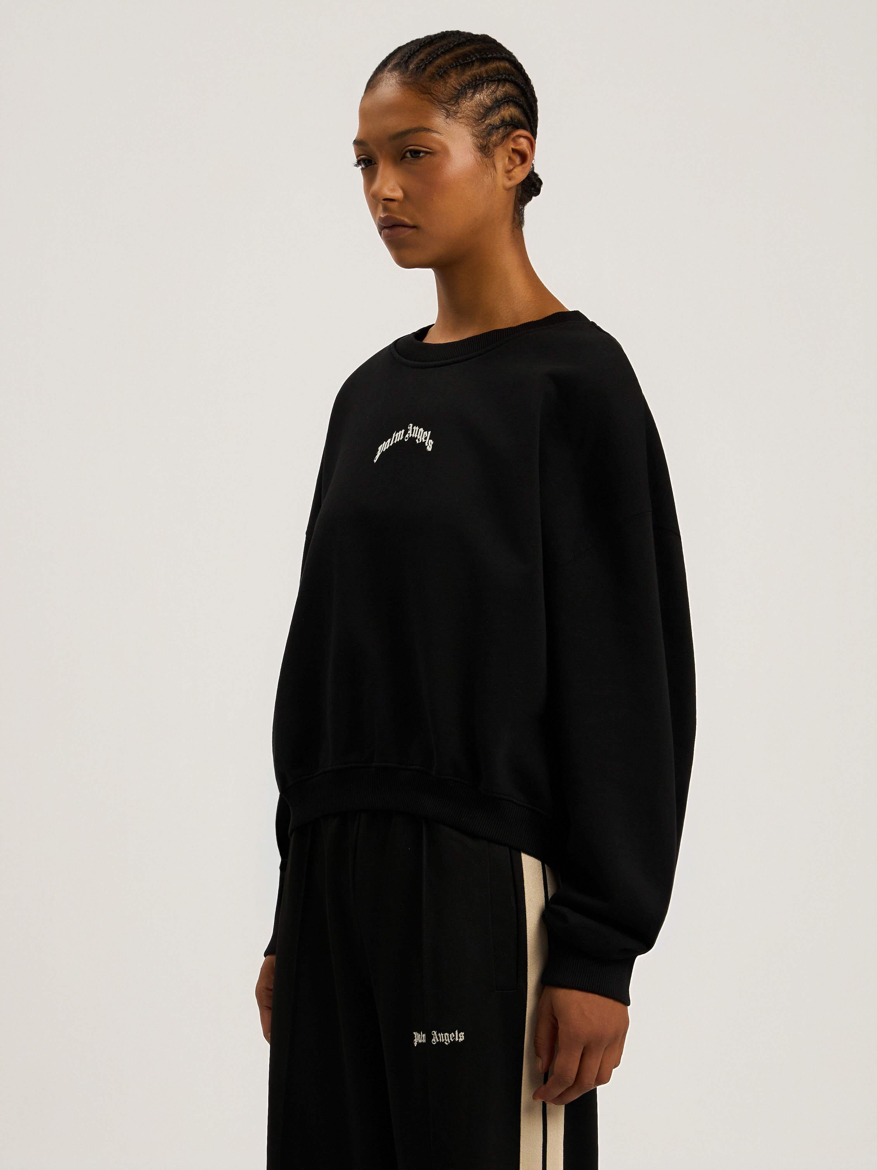 PALM ANGELS Curved Logo Loose Crewneck Sweatshirt BLACK - CREAM PAWBA03F26FL01