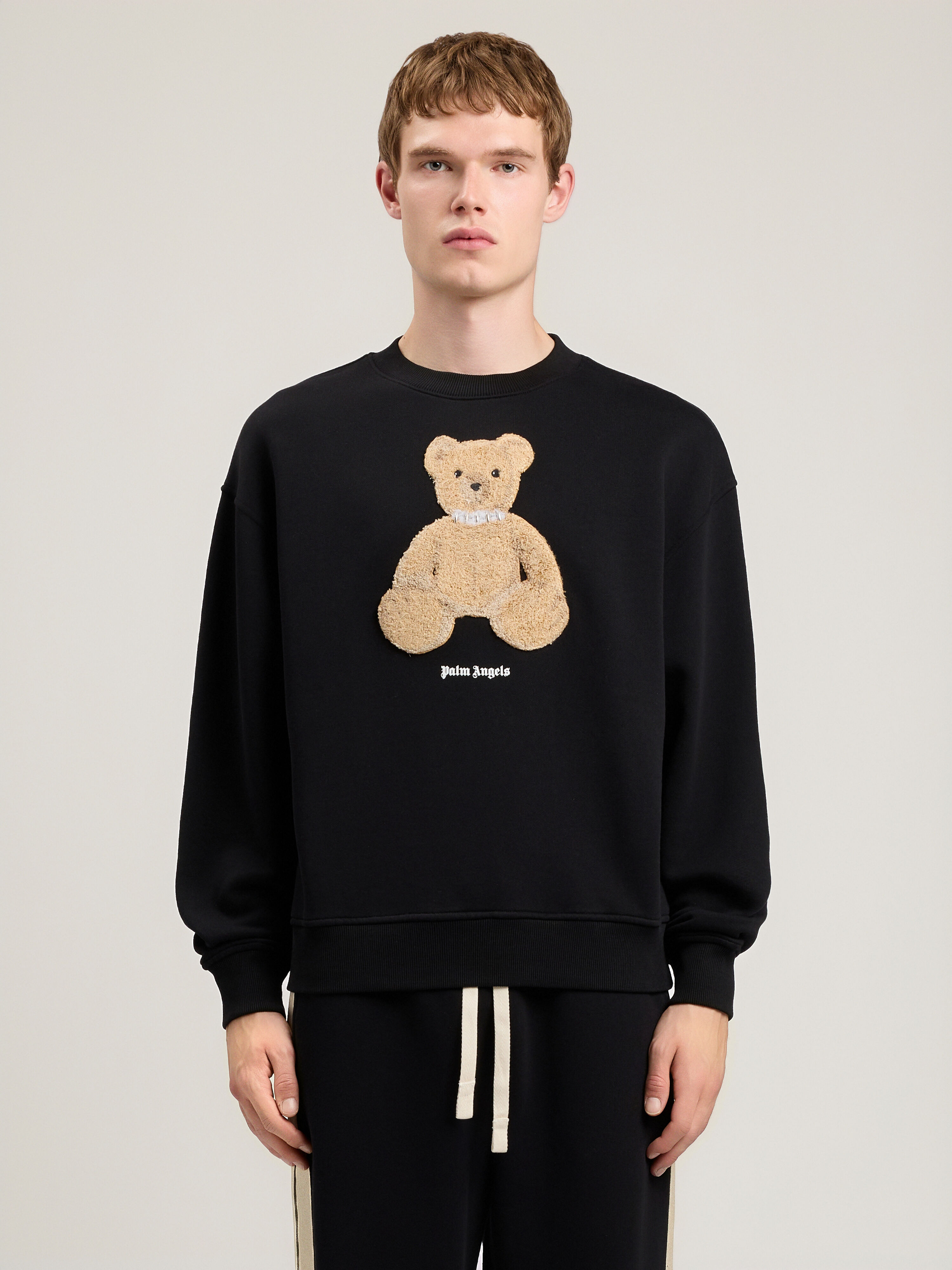 Palm Angels モンクレールコラボ　クマ刺繍 ブラックスウェット Bear Sweatshirt in BLACK BROWN for Men | Palm Angels®