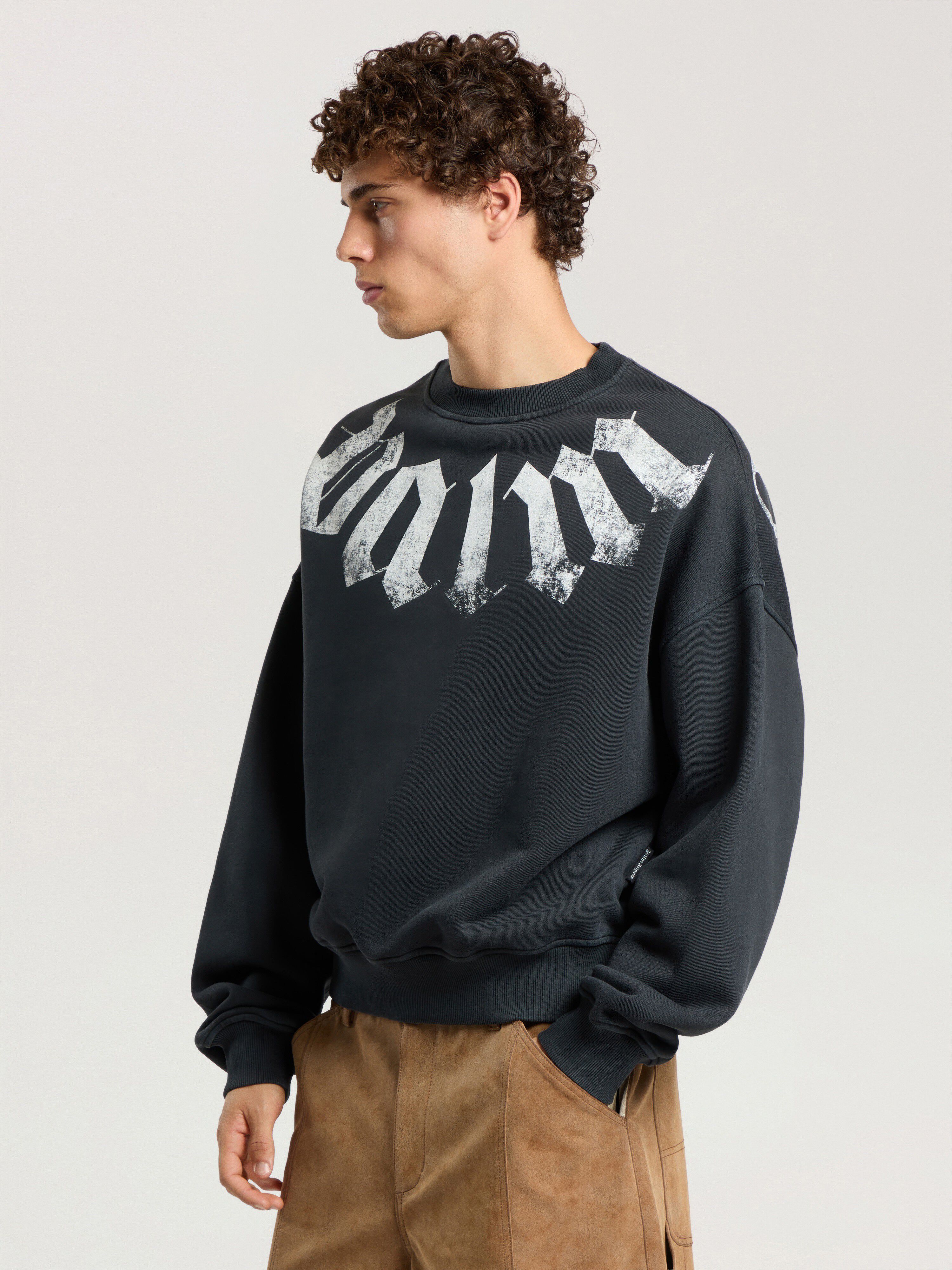 Big Neck Logo Loose Sweatshirt PALM ANGELS Big Neck Logo Loose Sweatshirt BLACK - OFF WHITE PAMBA04F26FL01