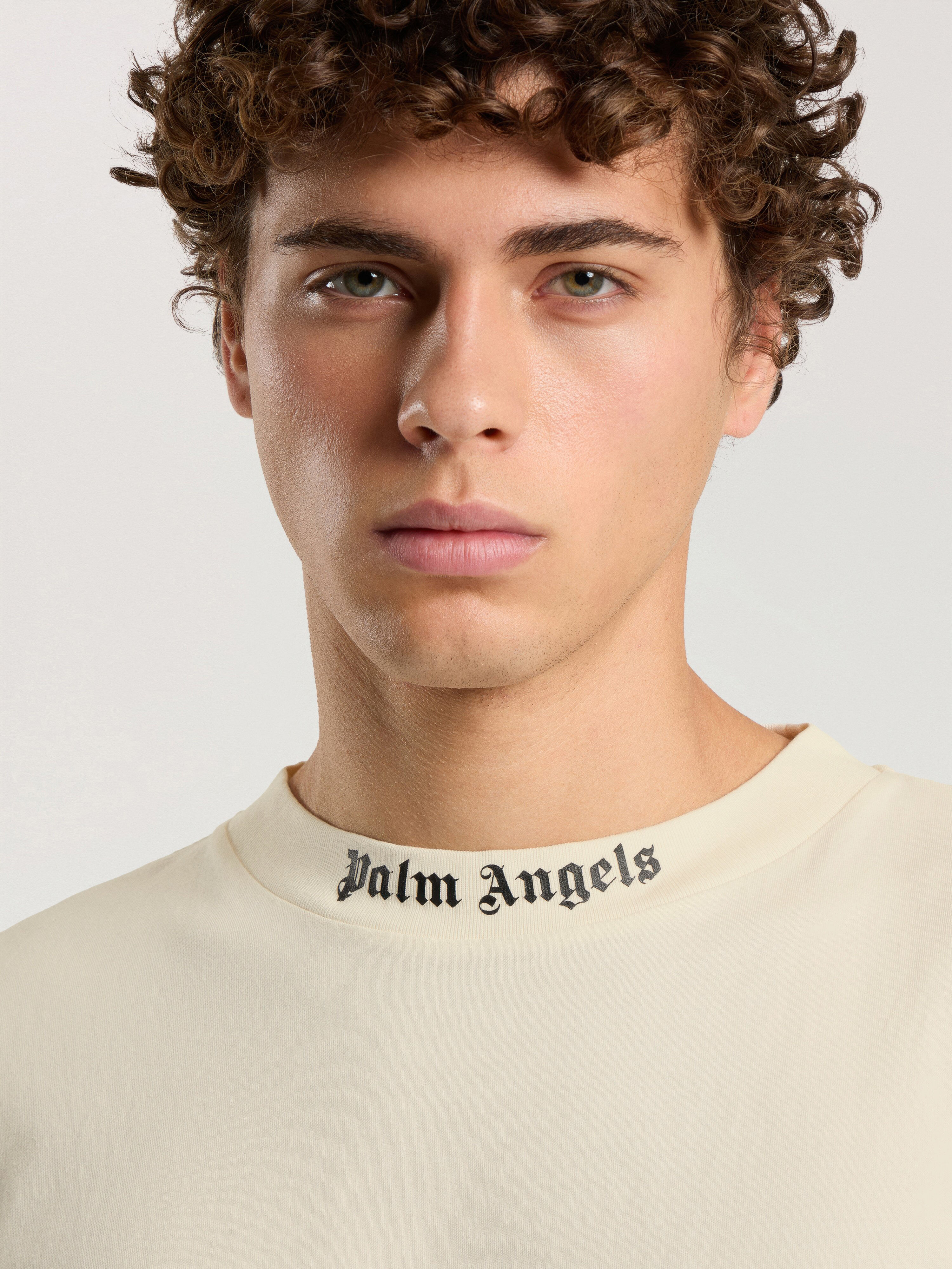 PALM ANGELS T-Shirt Oversize Con Logo Classico OFF WHITE - BLACK PAMAA05F26JR02