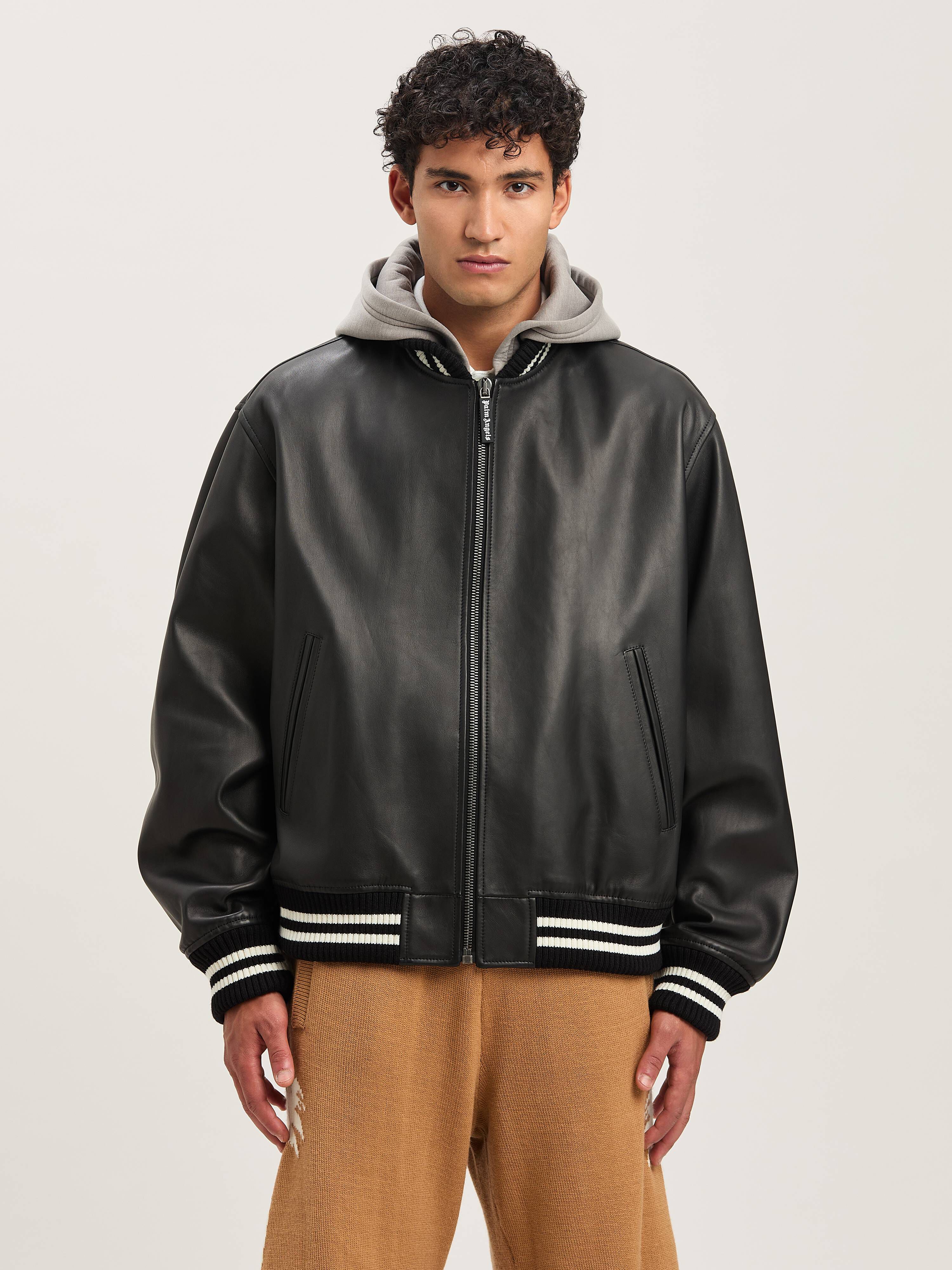 PALM ANGELS  Leder-Bomberjacke mit geschwungenem Logo BLACK - OFF WHITE PMJA043S25LEA001