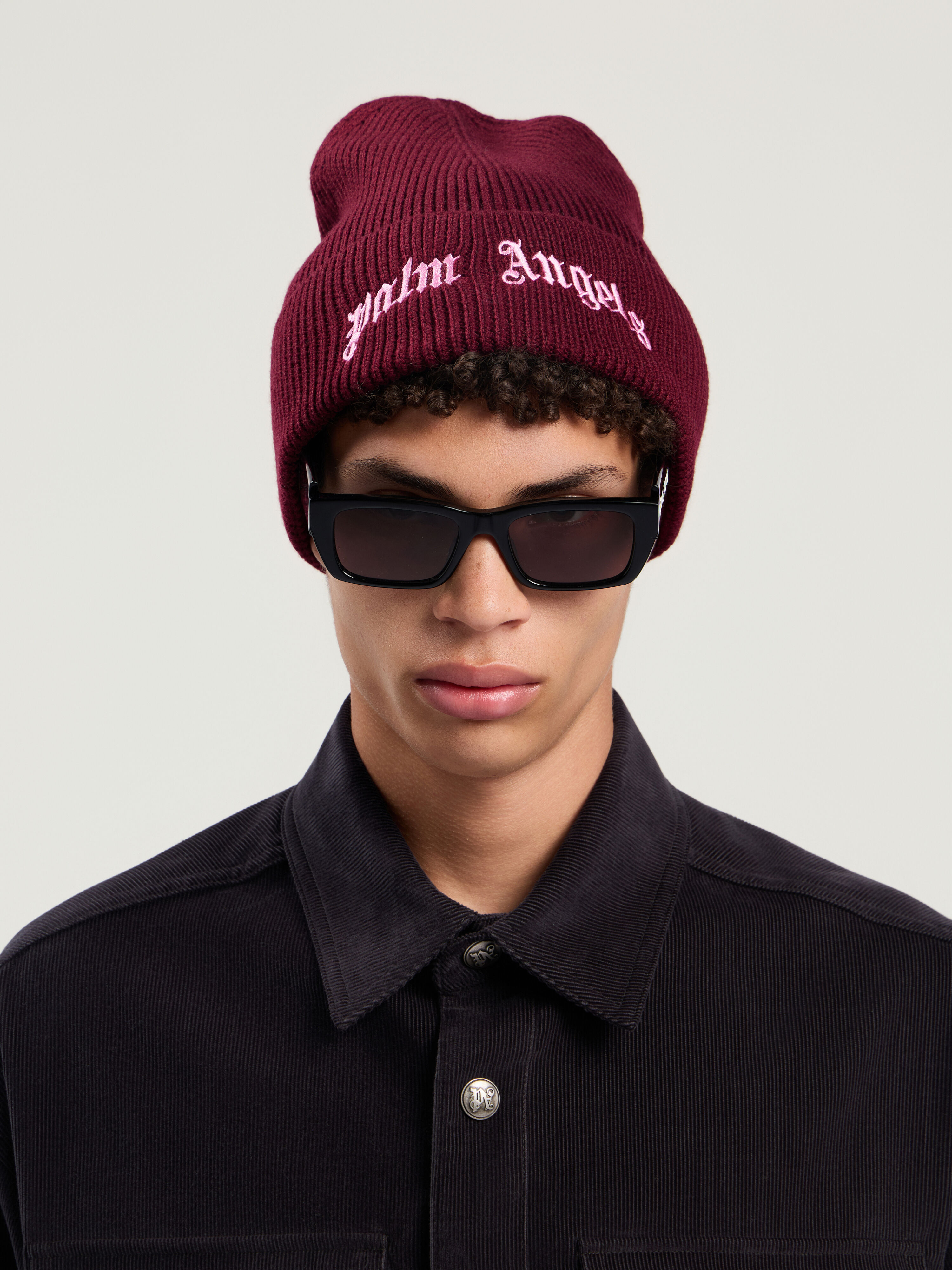 PALM ANGELS Curved Logo Beanie FUCHSIA - PINK PMLC030F25KNI002