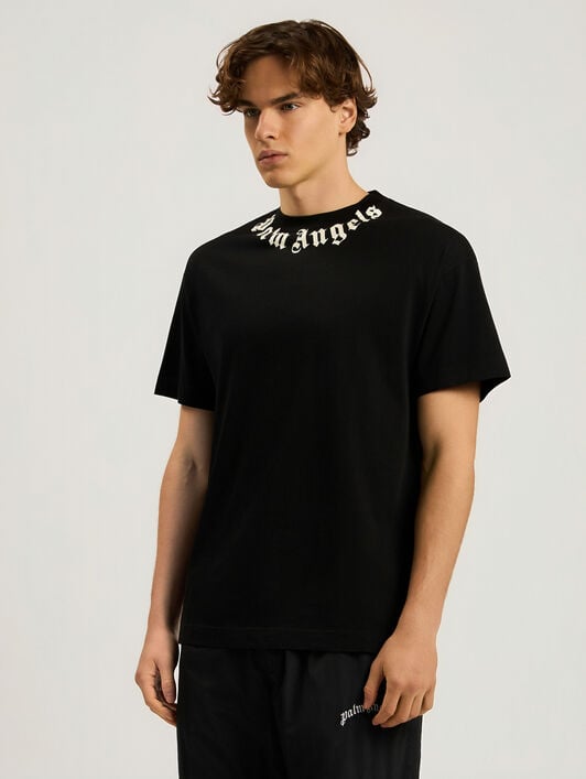 Neck Logo Regular T-Shirt PALM ANGELS Neck Logo Regular T-Shirt BLACK - OFF WHITE PAMAA01F26JR01
