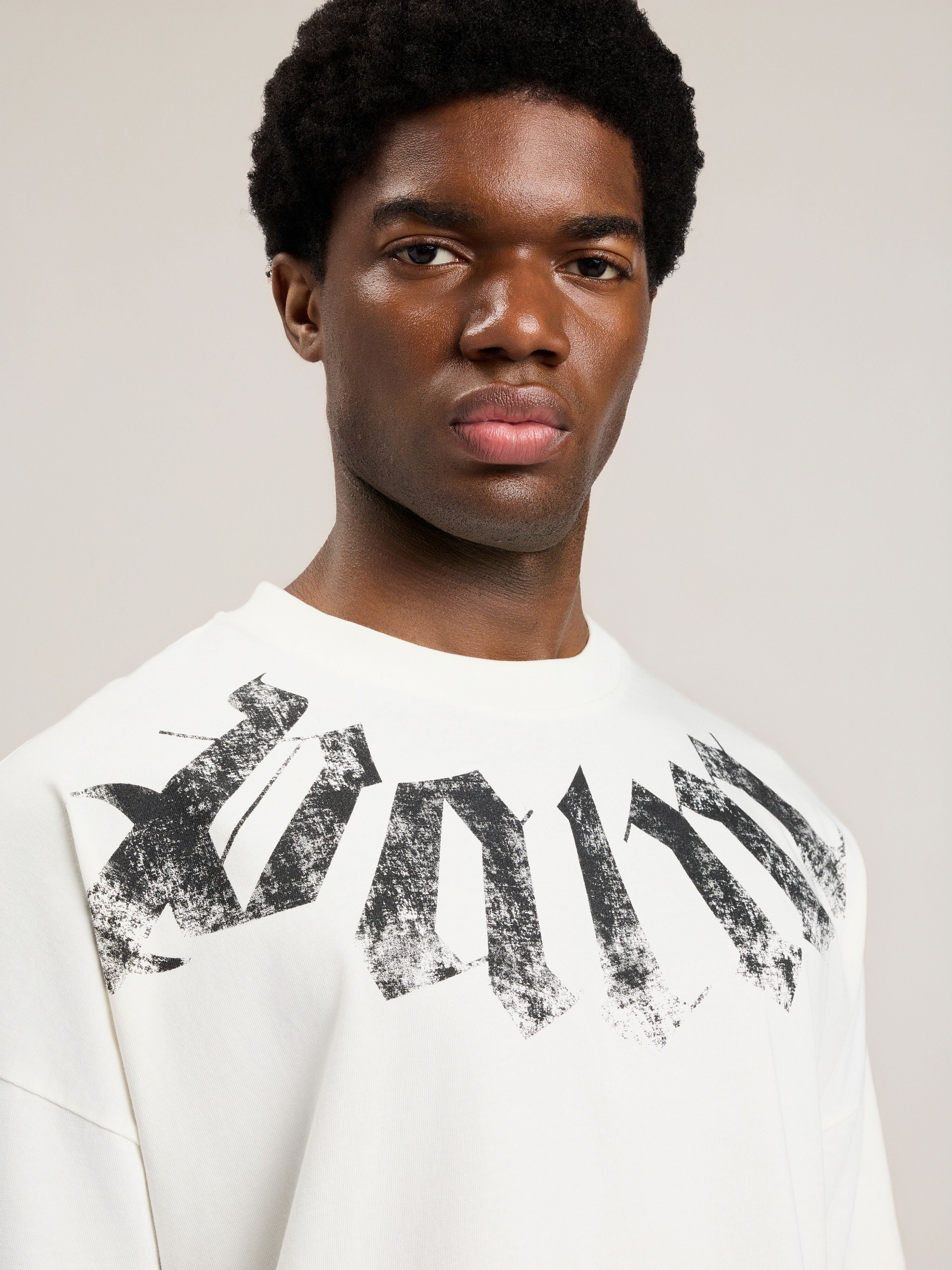 Big Neck Logo Loose T-Shirt in OFF WHITE BLACK for Men | Palm Angels®