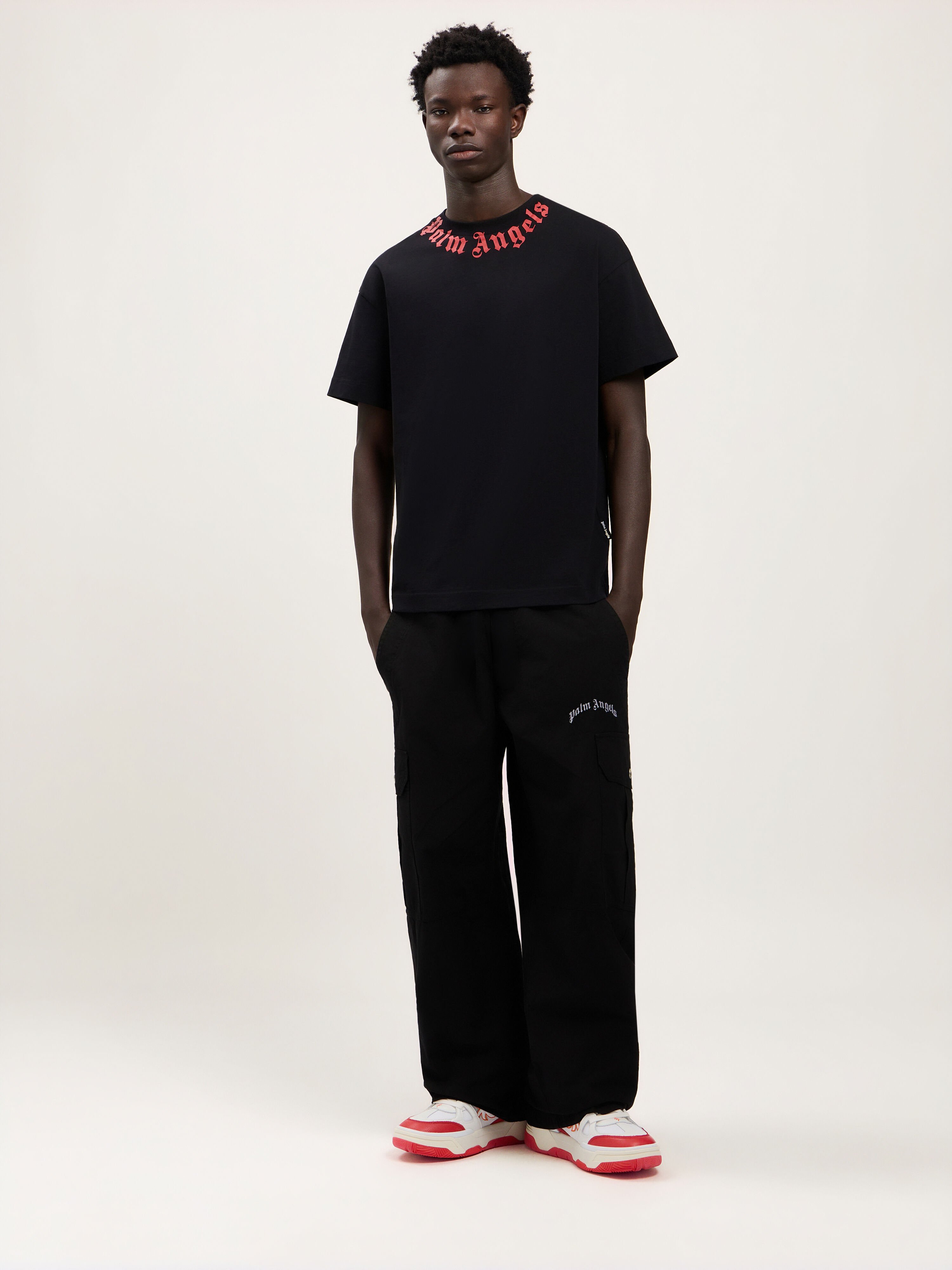 PALM ANGELS Neck Logo T-Shirt BLACK RED PMAA109S26JER008