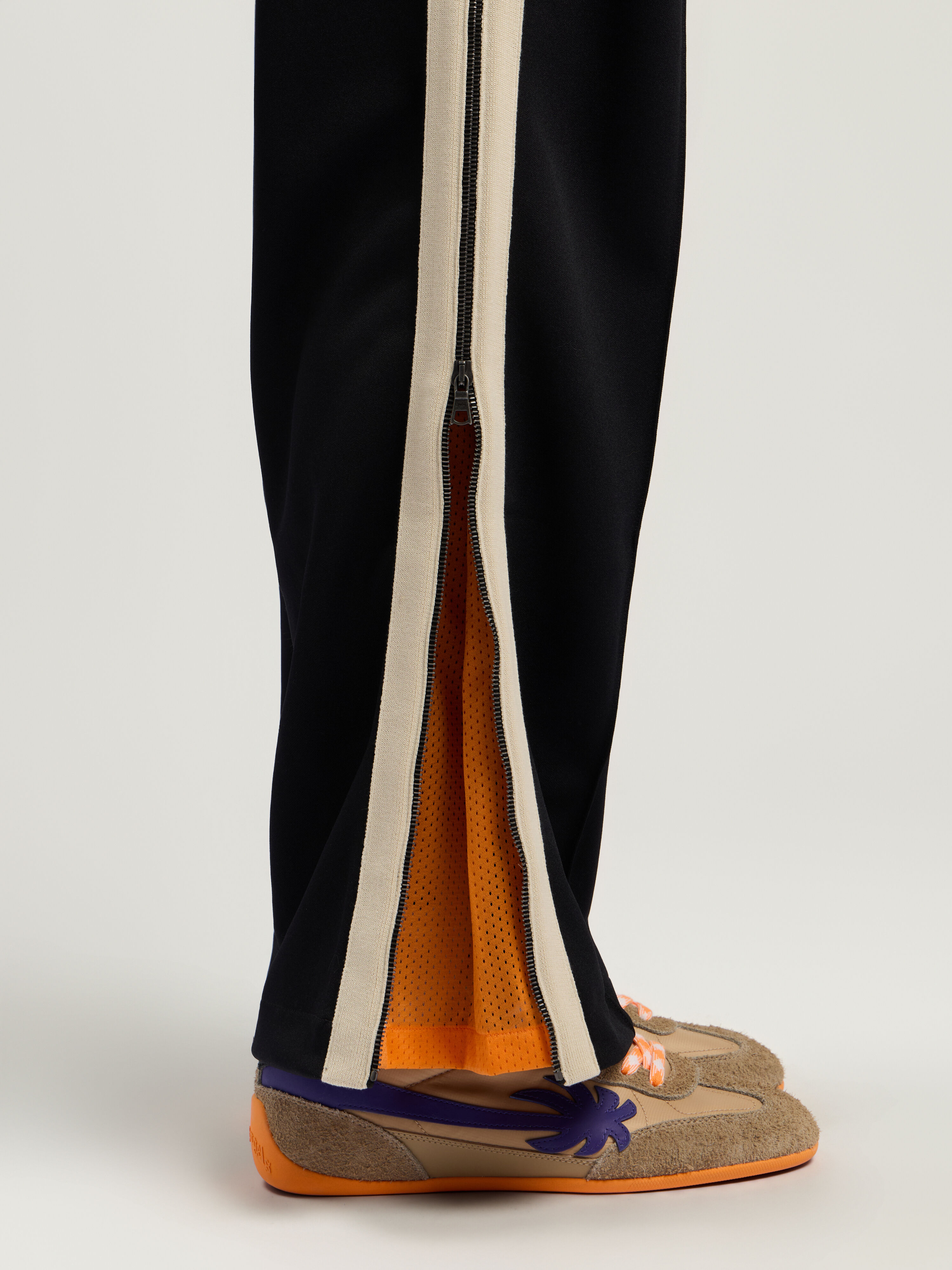 PALM ANGELS Performance Zipup Track Pants BLACK - ORANGE PMCJ04EF25FAB001