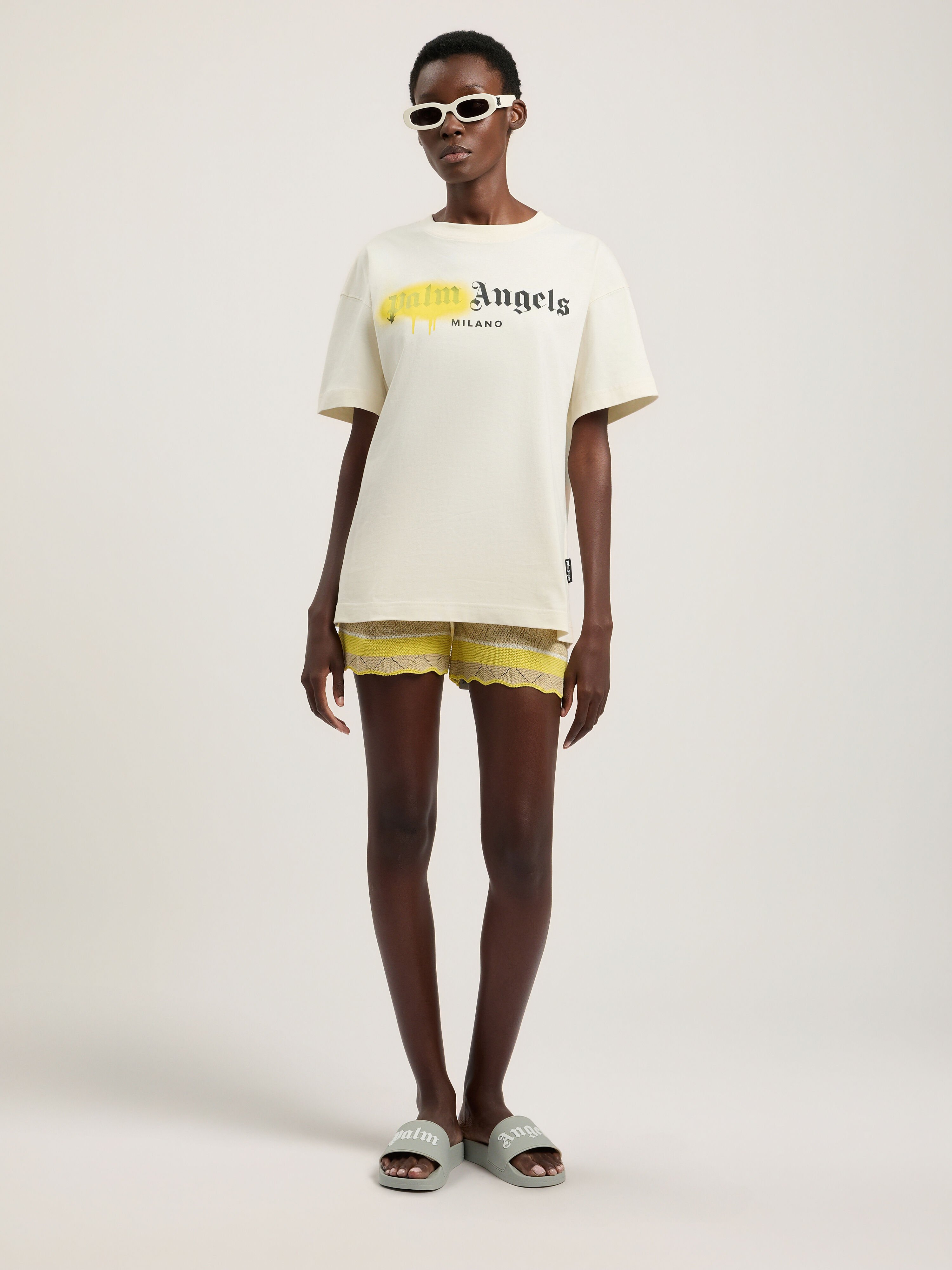 Spray City Milan T-Shirt PALM ANGELS Spray City Milan T-Shirt OFF White/Yellow PMAA109T26JER004