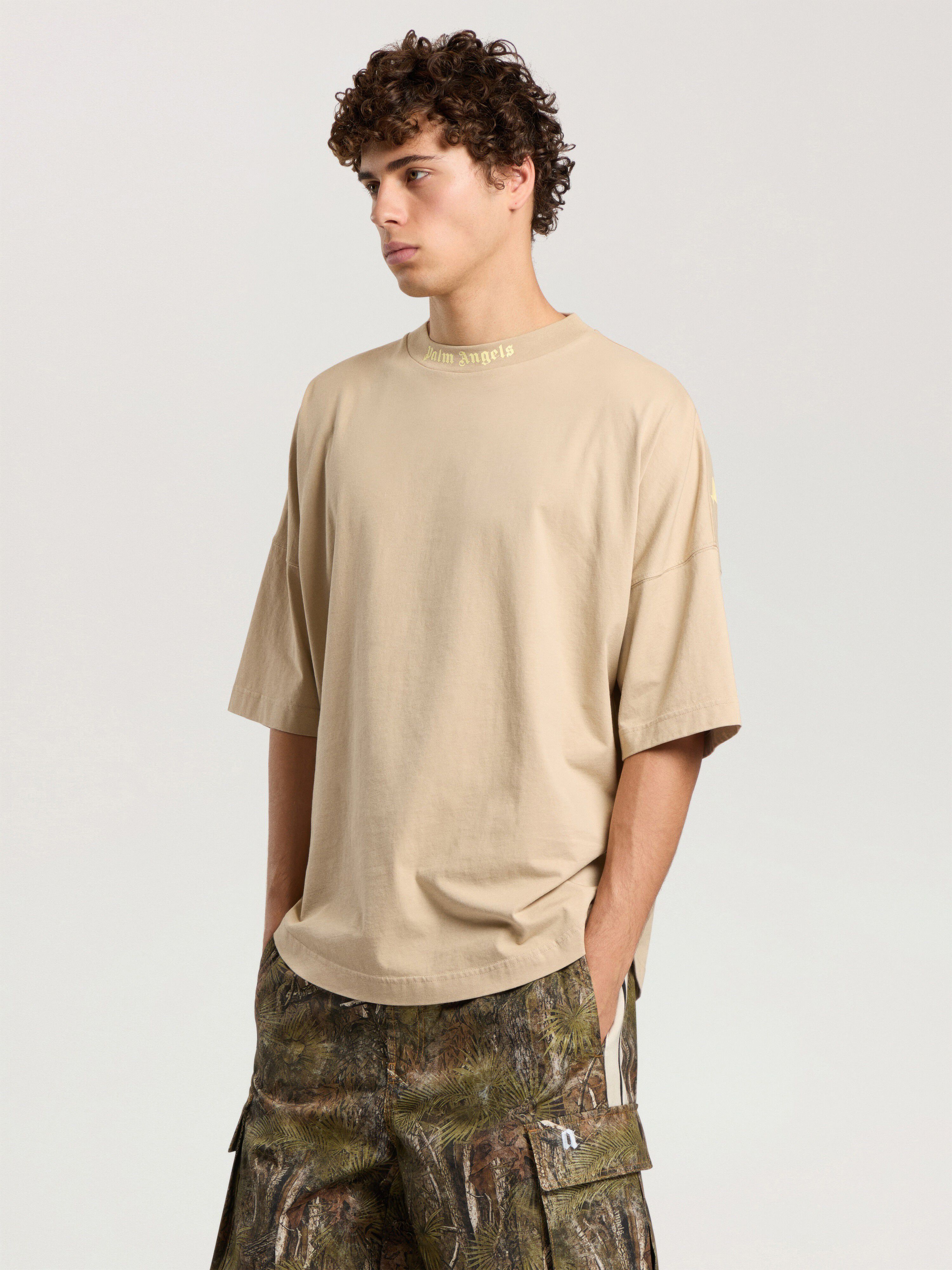 Classic Logo Oversized T-Shirt PALM ANGELS Classic Logo Oversized T-Shirt KAKI - LIGHT YELLOW PAMAA05F26JR02