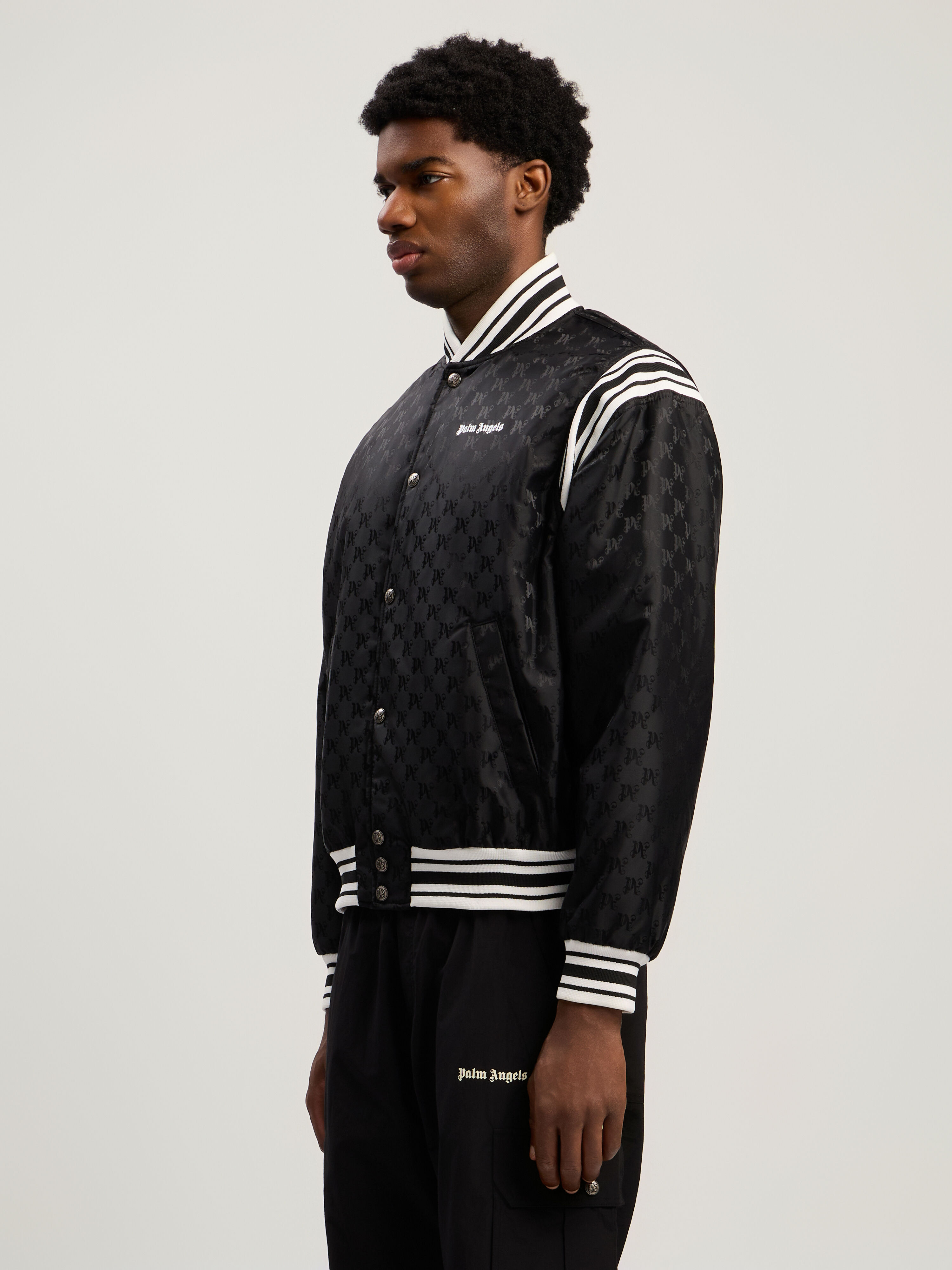 PALM ANGELS Monogram Jacquard Bomber BLACK - OFF WHITE PMEH037F25FAB001