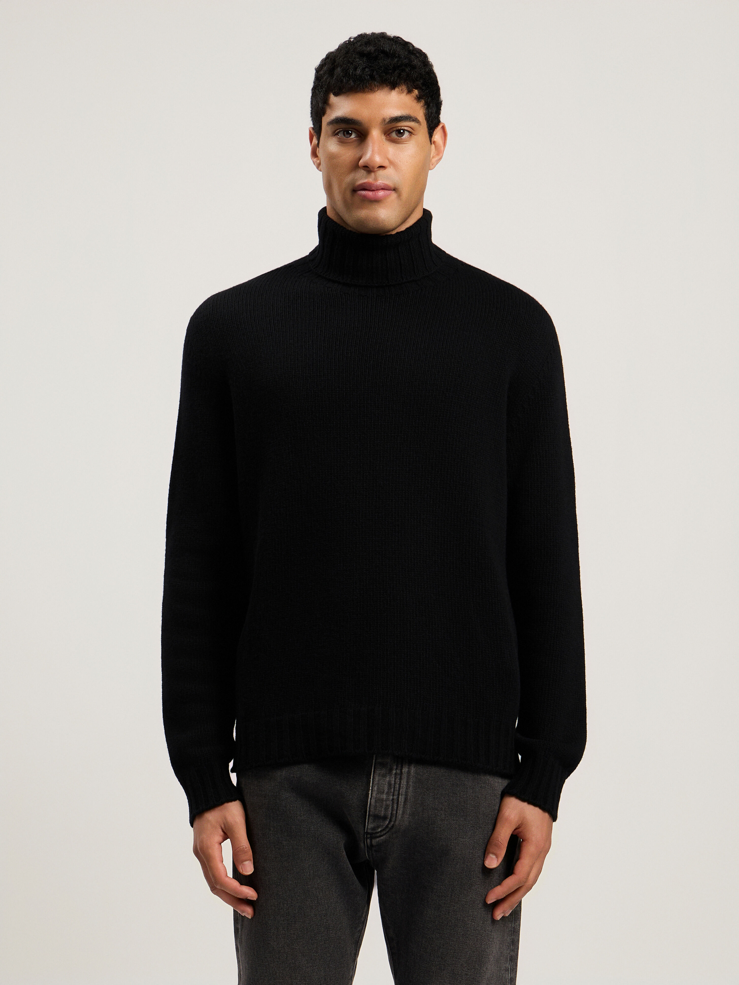 Curved Logo Tneck Sweater in BLACK WHITE for Men | Palm Angels®