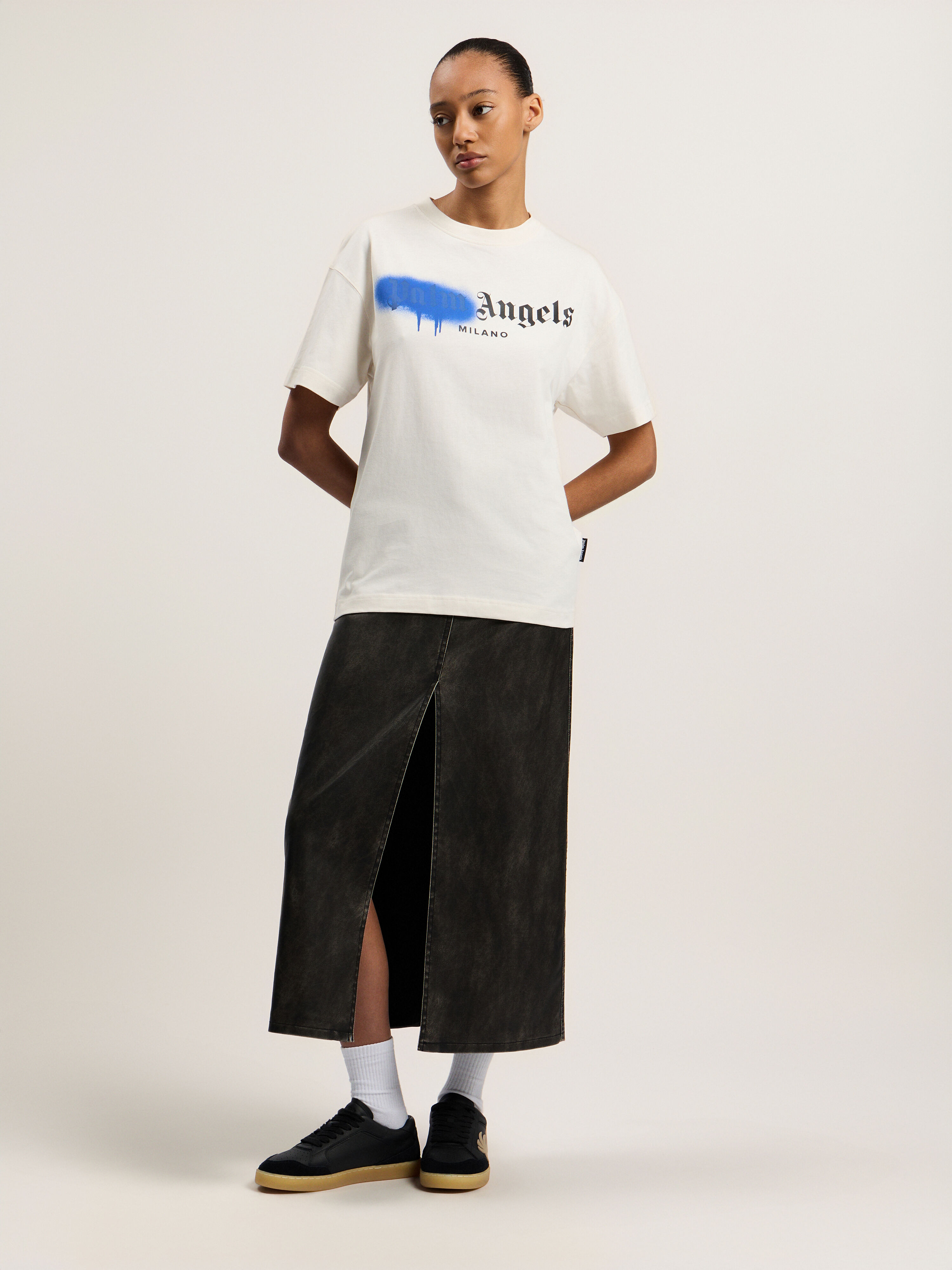 Spray City Milan T-Shirt in OFF White/Blue for Men | Palm Angels®