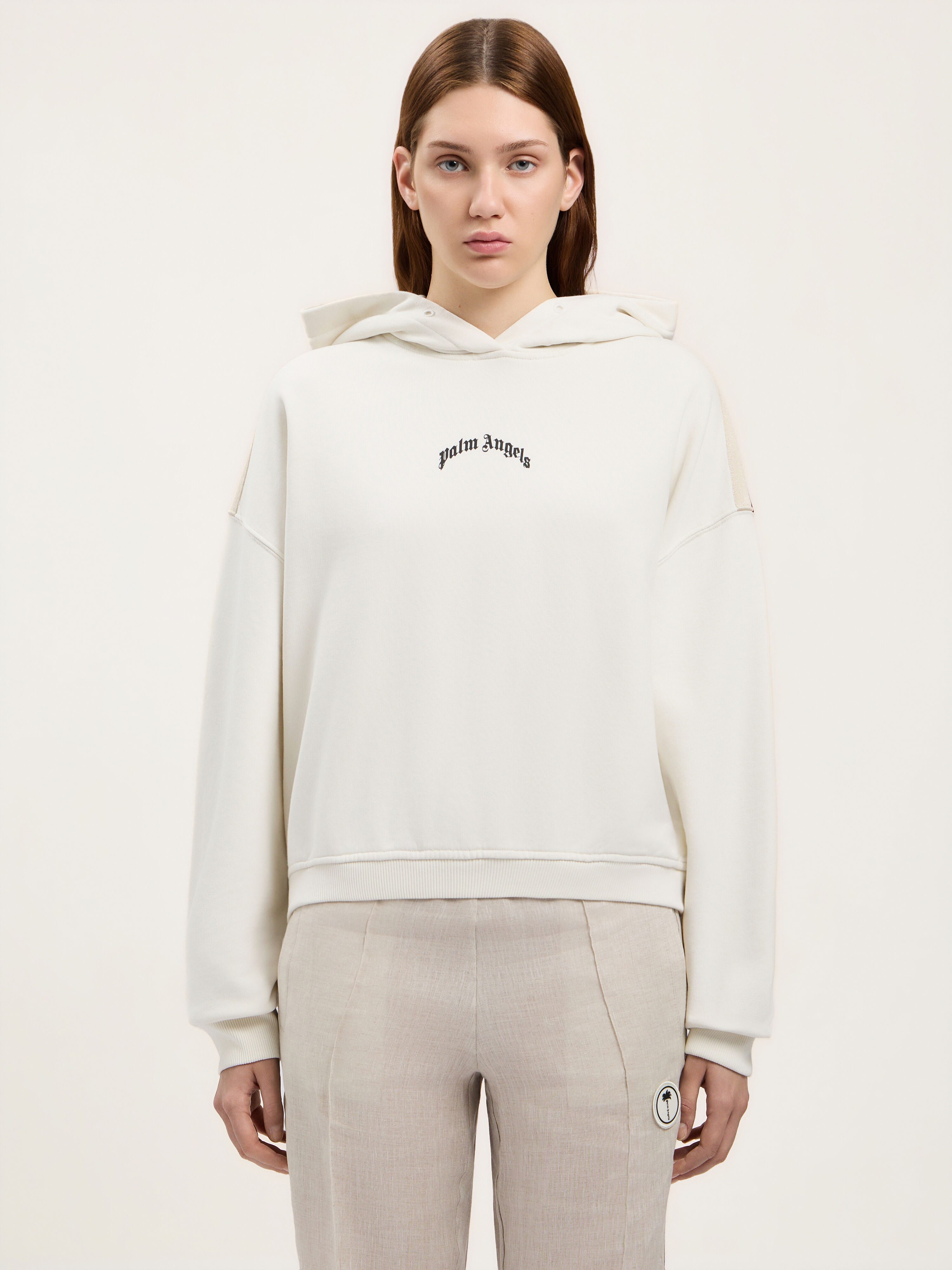 PALM ANGELS Curved Logo Loose Crop Hoodie OFF WHITE BLACK PWBB076S26FLE001