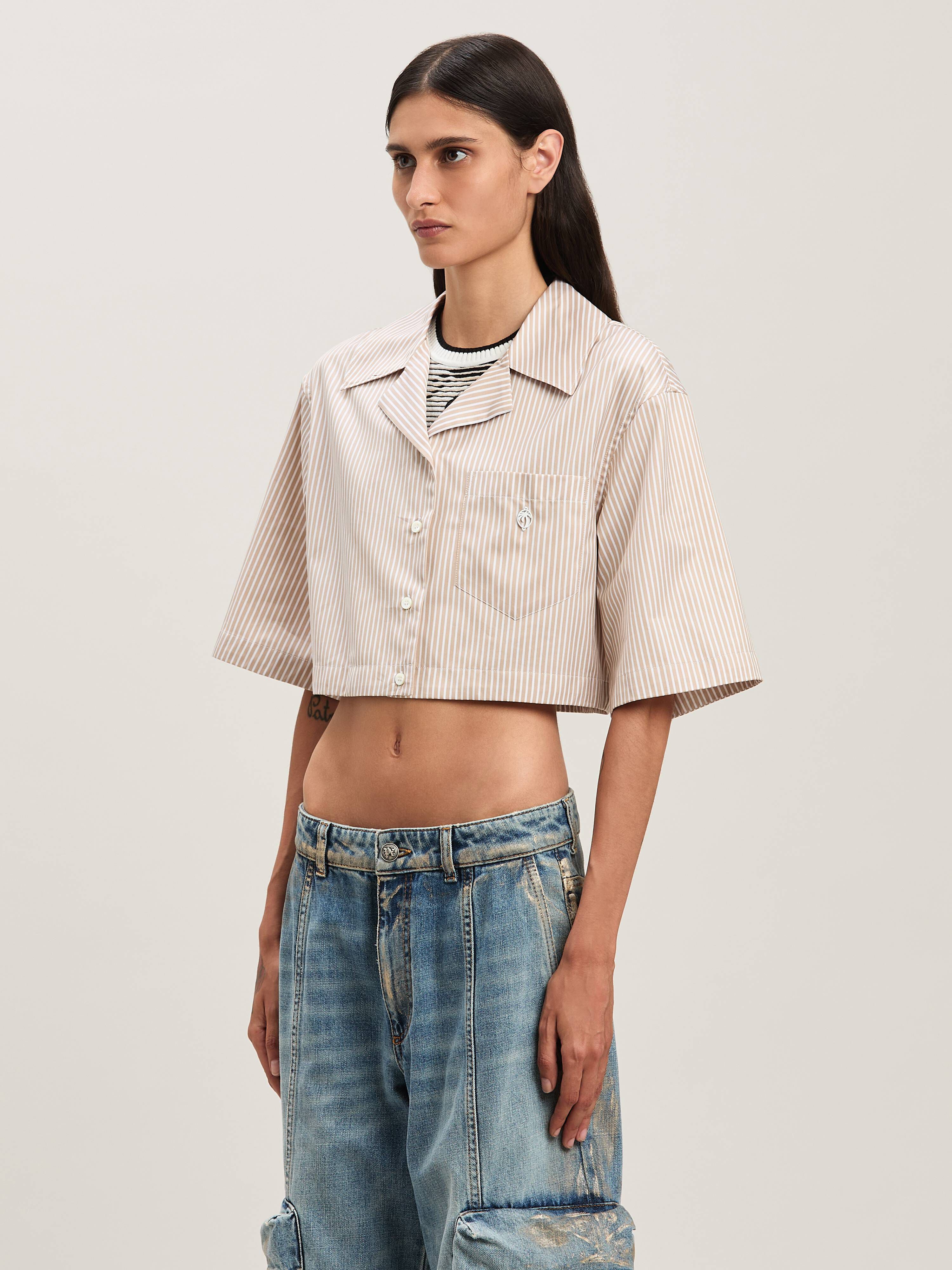 PALM ANGELS  Curved Logo cropped shirt CAMEL - OFF WHITE PWGG008S25FAB001