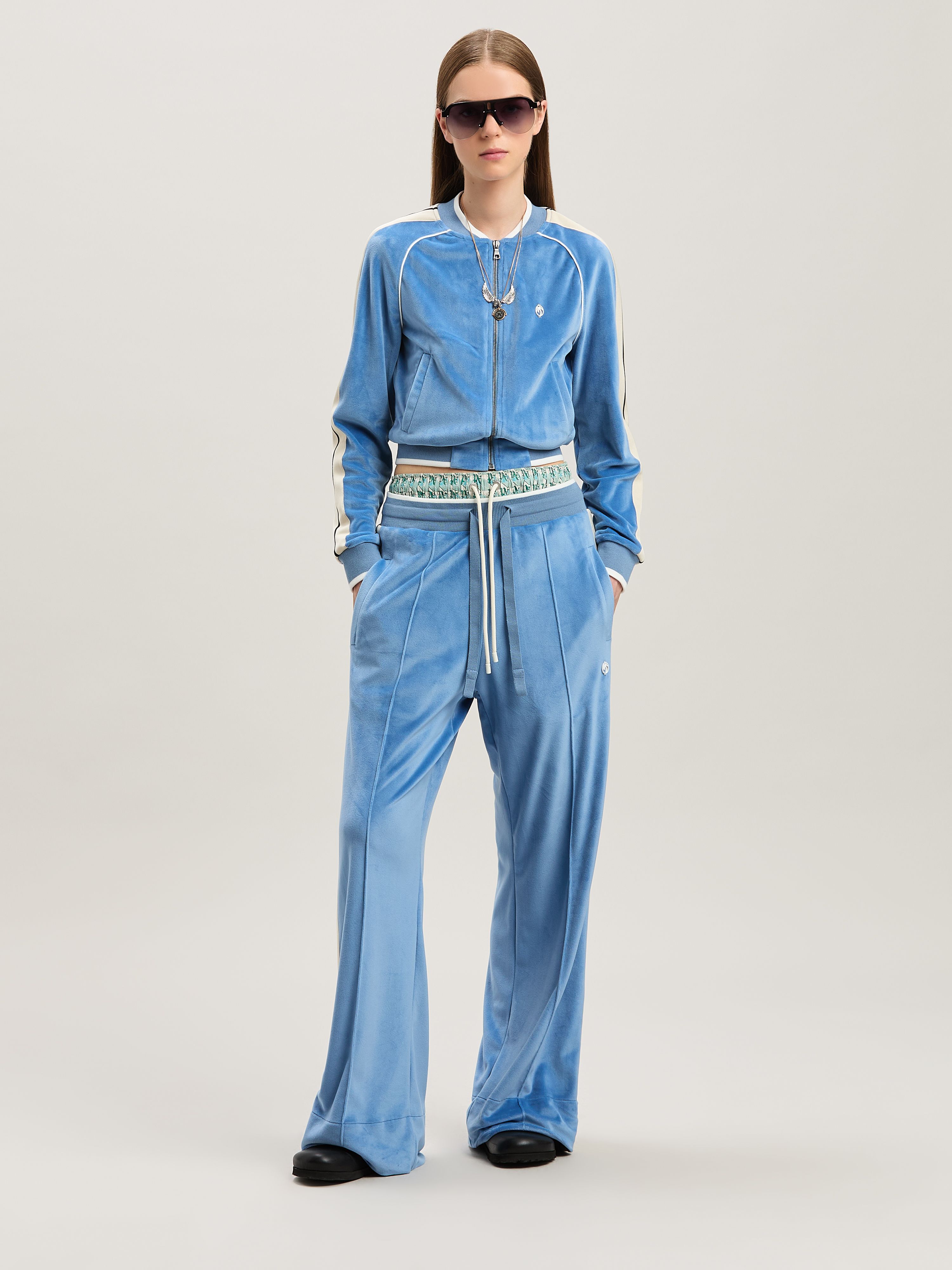 PALM ANGELS  Oval Palm Chenille Track Pants LIGHT BLUE - OFF WHITE PWCJ033S25FAB001