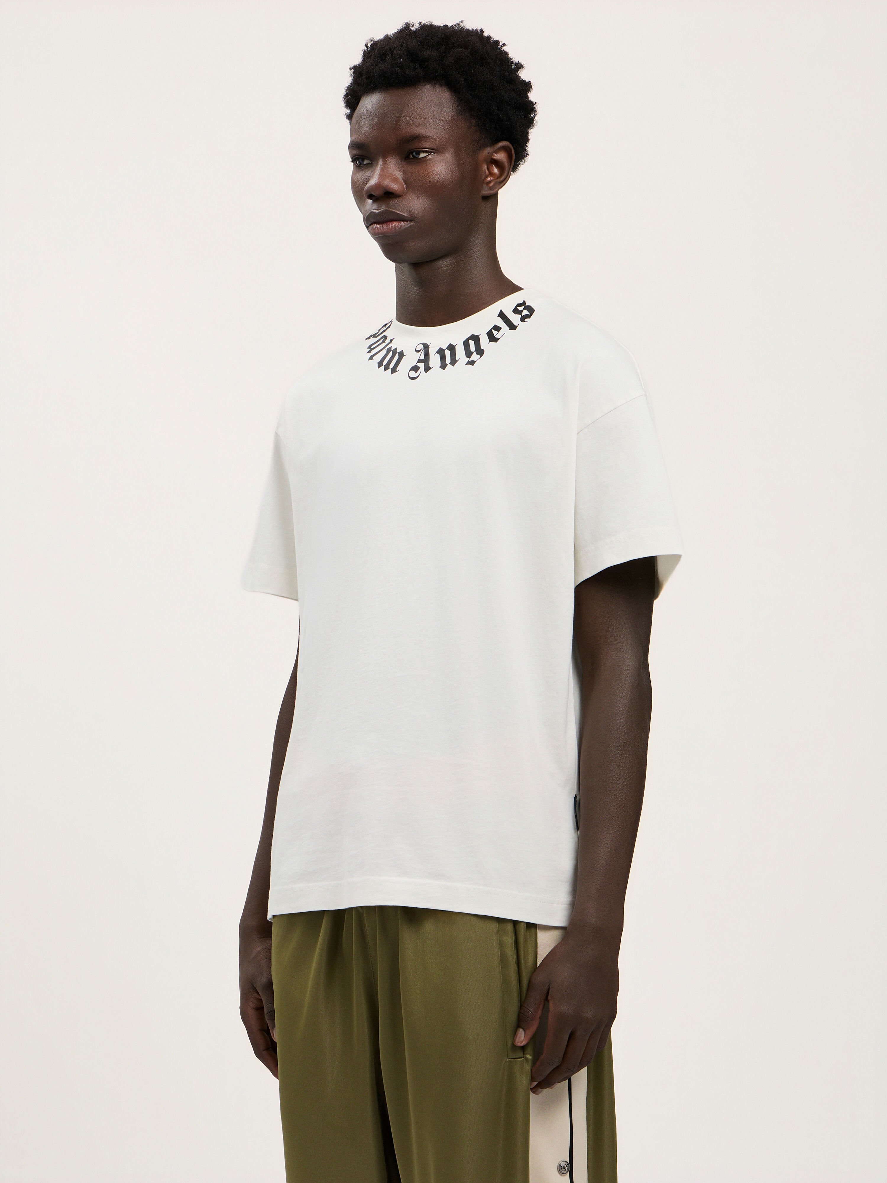 PALM ANGELS Neck Logo T-Shirt OFF WHITE BLACK PMAA109S26JER008