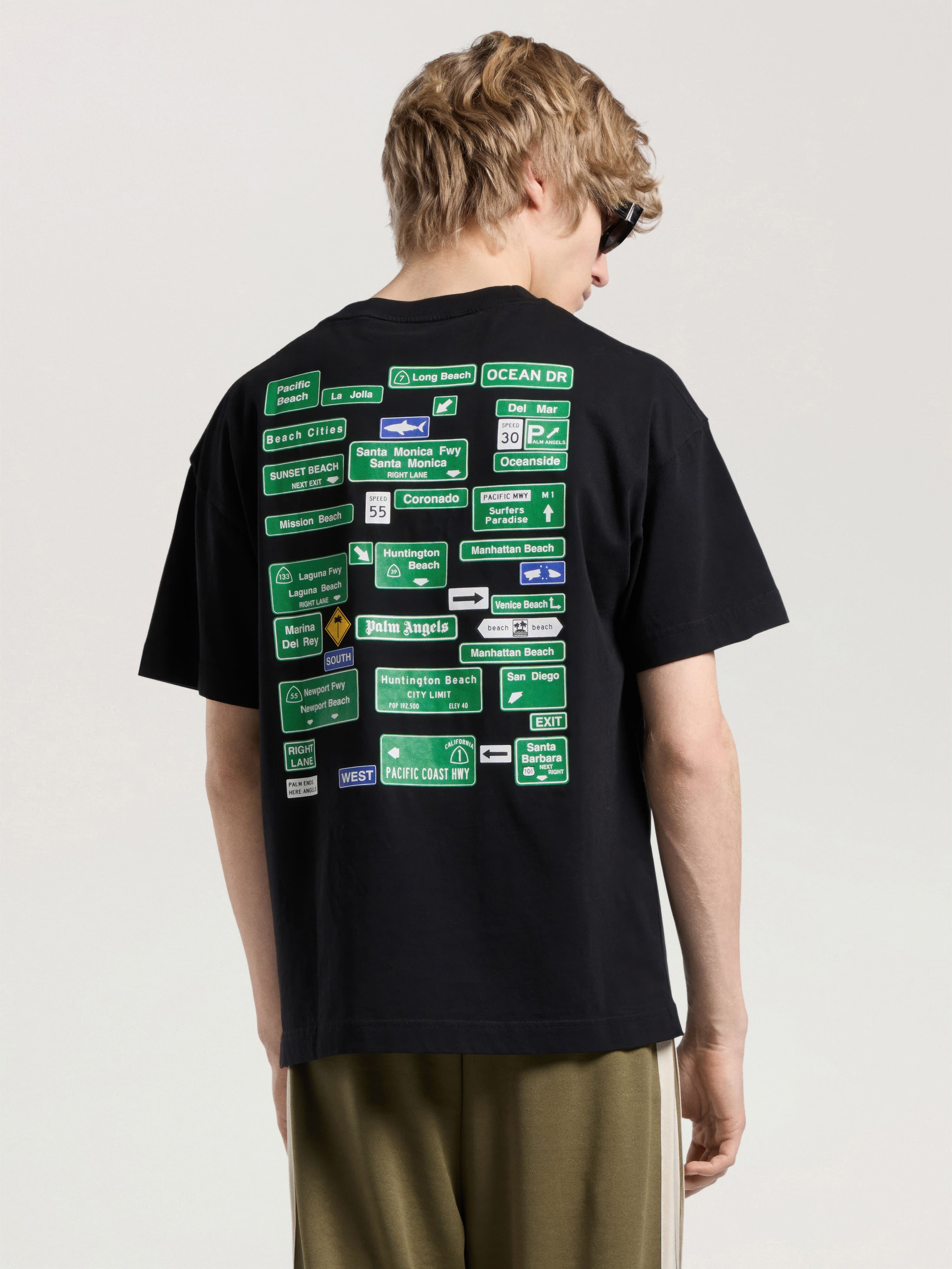 Street Signals Regular T-Shirt PALM ANGELS Street Signals Regular T-Shirt BLACK - GREEN PAMAA01W26JR09