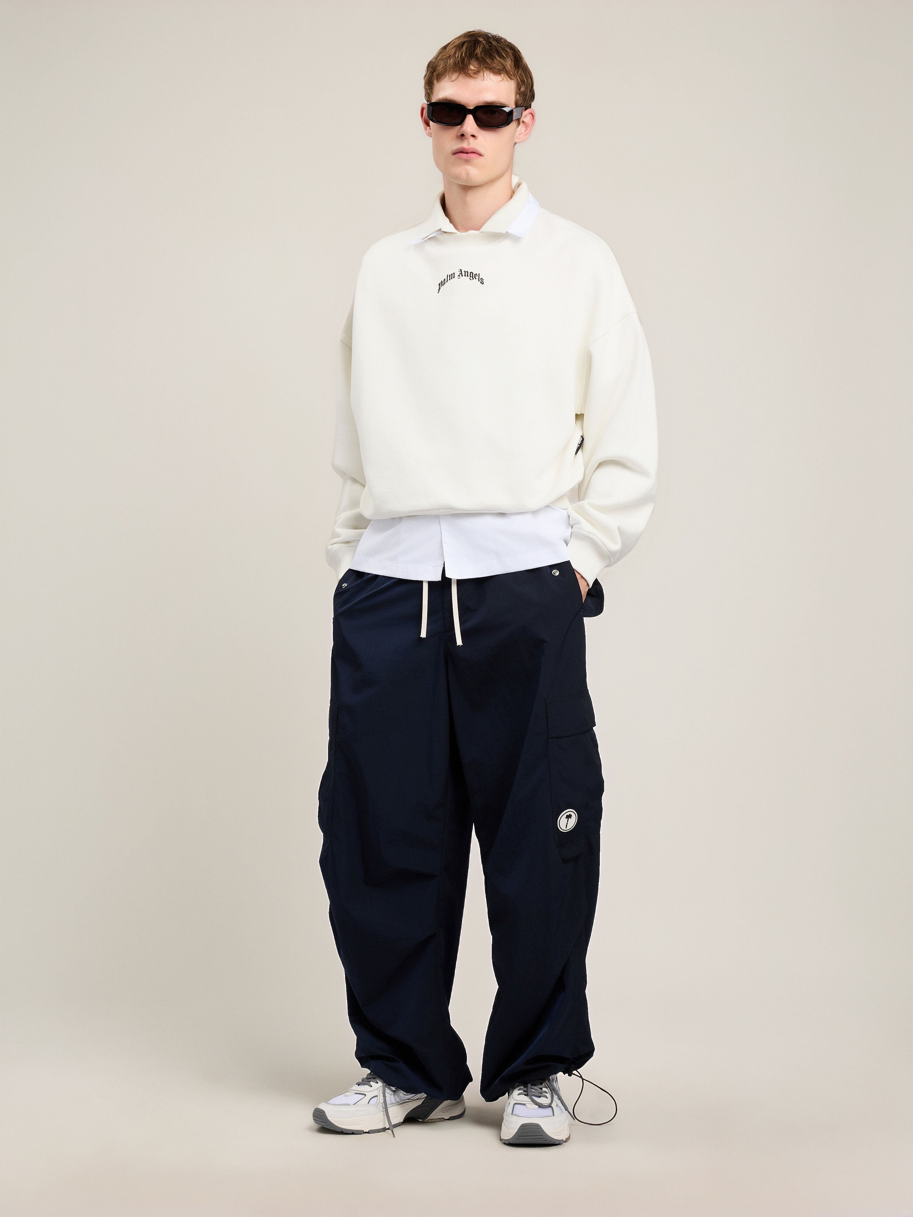 PALM ANGELS Back Curved Logo Loose Sweatshirt OFF WHITE BLACK PMBA08JS26FLE004