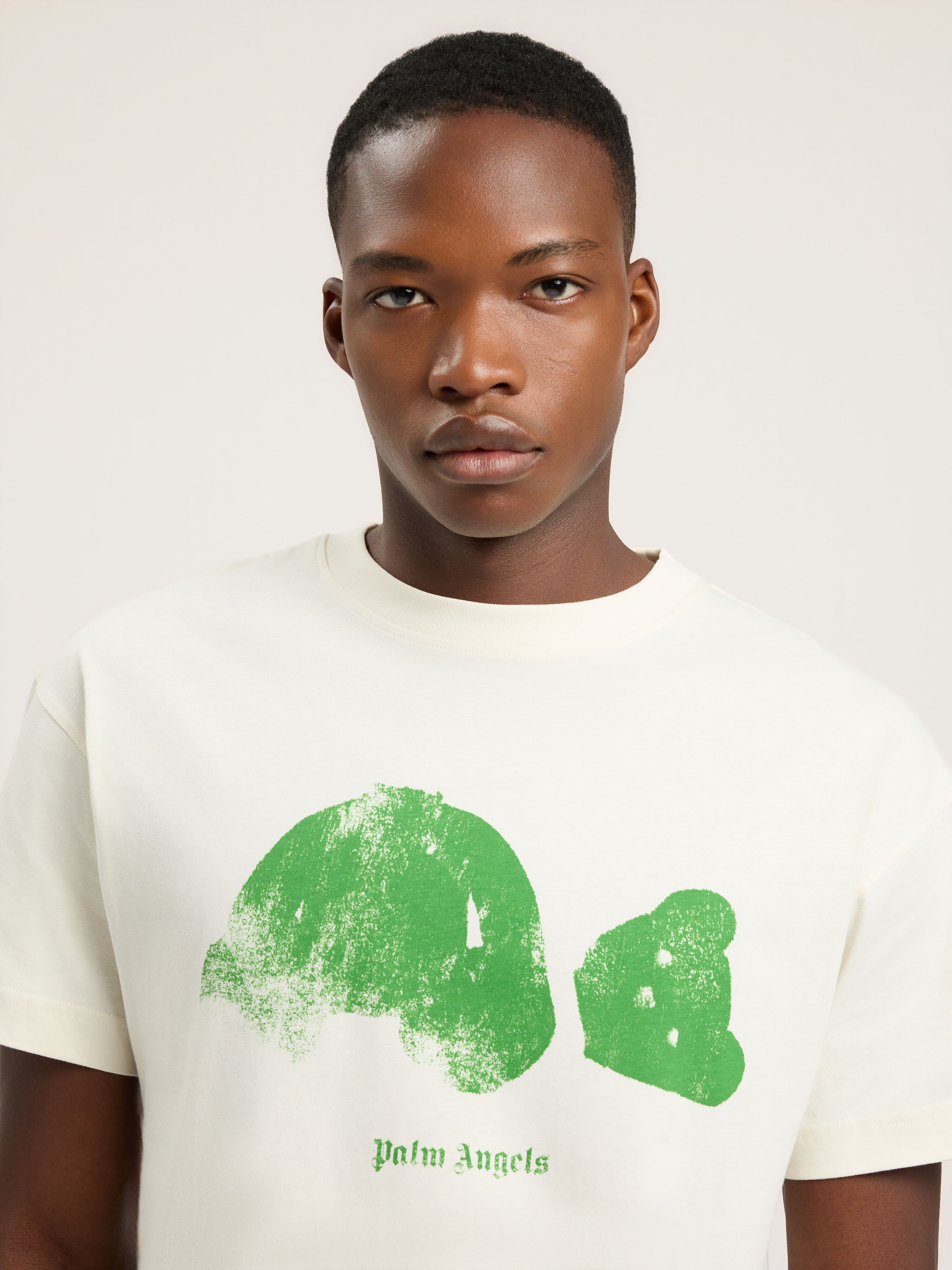 Spray Bear T-Shirt PALM ANGELS Spray Bear T-Shirt OFF White/Green PMAA109T26JER002