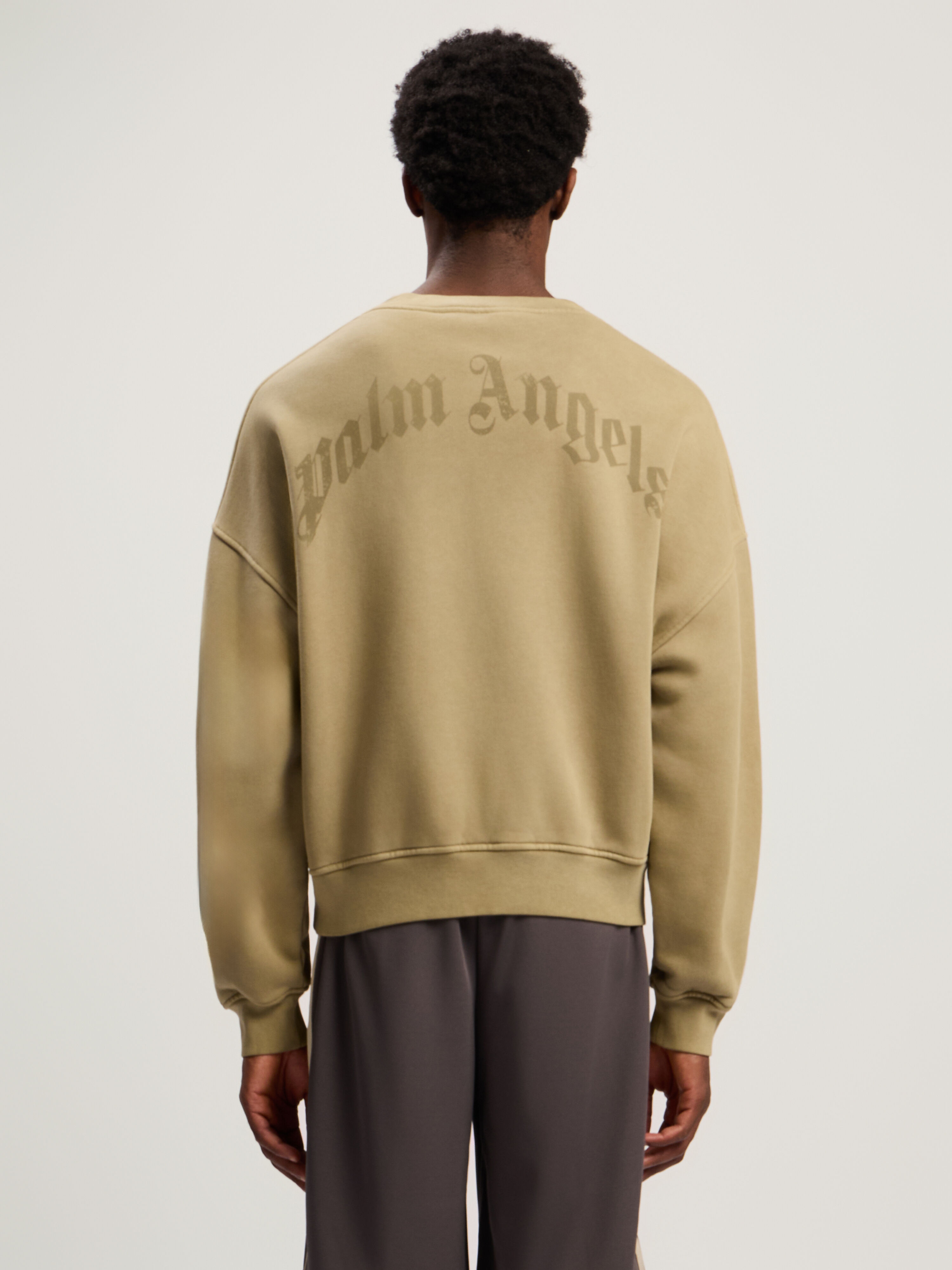 PALM ANGELS Curved Logo Loose Collar Crew ARMY GREEN - DARK GREEN PMBA08KF25FLE001