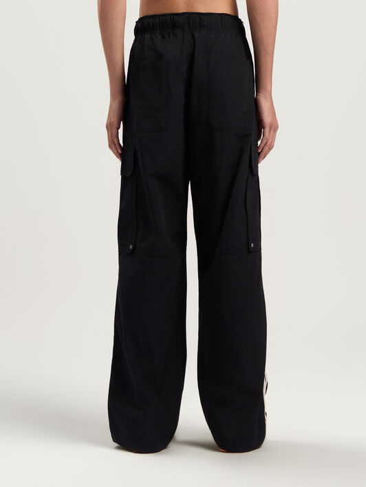 Classic Logo Cargo Pants PALM ANGELS Classic Logo Cargo Pants BLACK - OFF WHITE PMCF039F25FAB001