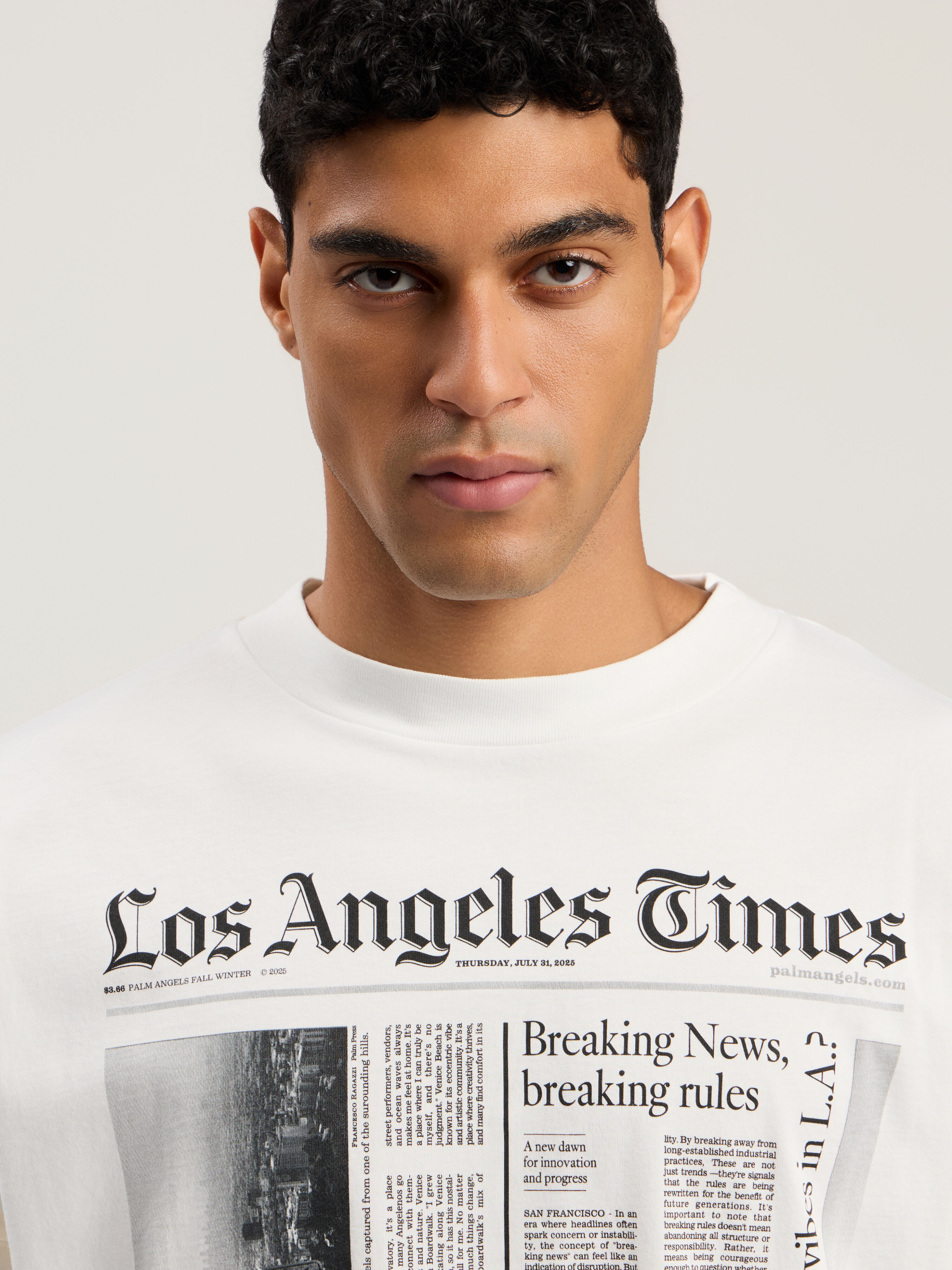 PALM ANGELS Paxlatimes News Over T-shirt OFF WHITE - BLACK PMAA10BF25JER002