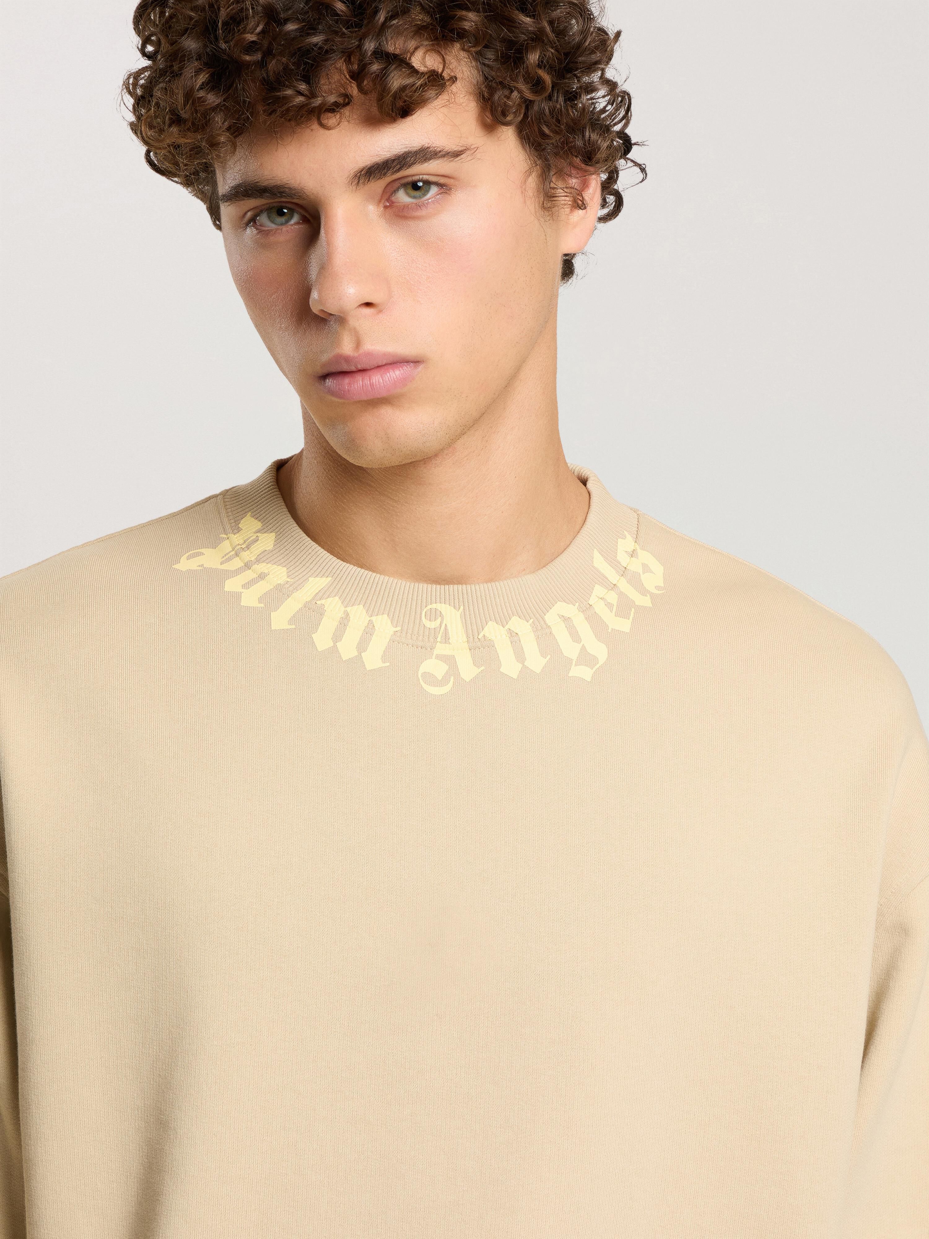 Neck Logo Regular Crew PALM ANGELS Neck Logo Regular Crew KAKI - LIGHT YELLOW PAMBA03F26FL01