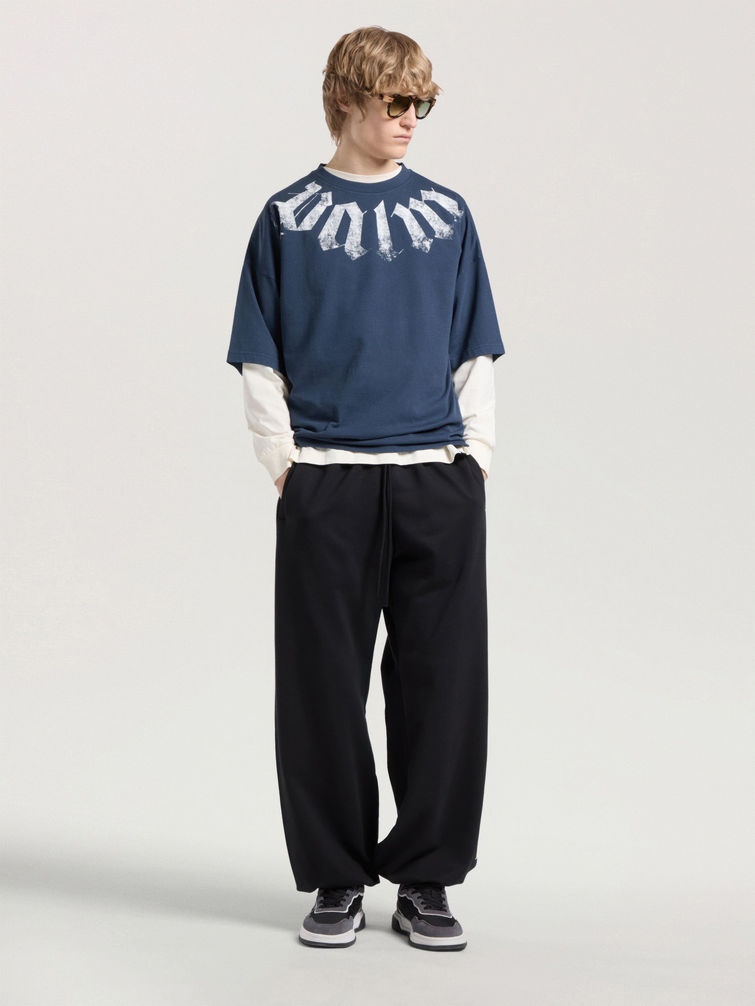 Big Neck Logo Loose Tee PALM ANGELS Big Neck Logo Loose Tee NAVY BLUE - OFF WHITE PAMAA03F26JR01