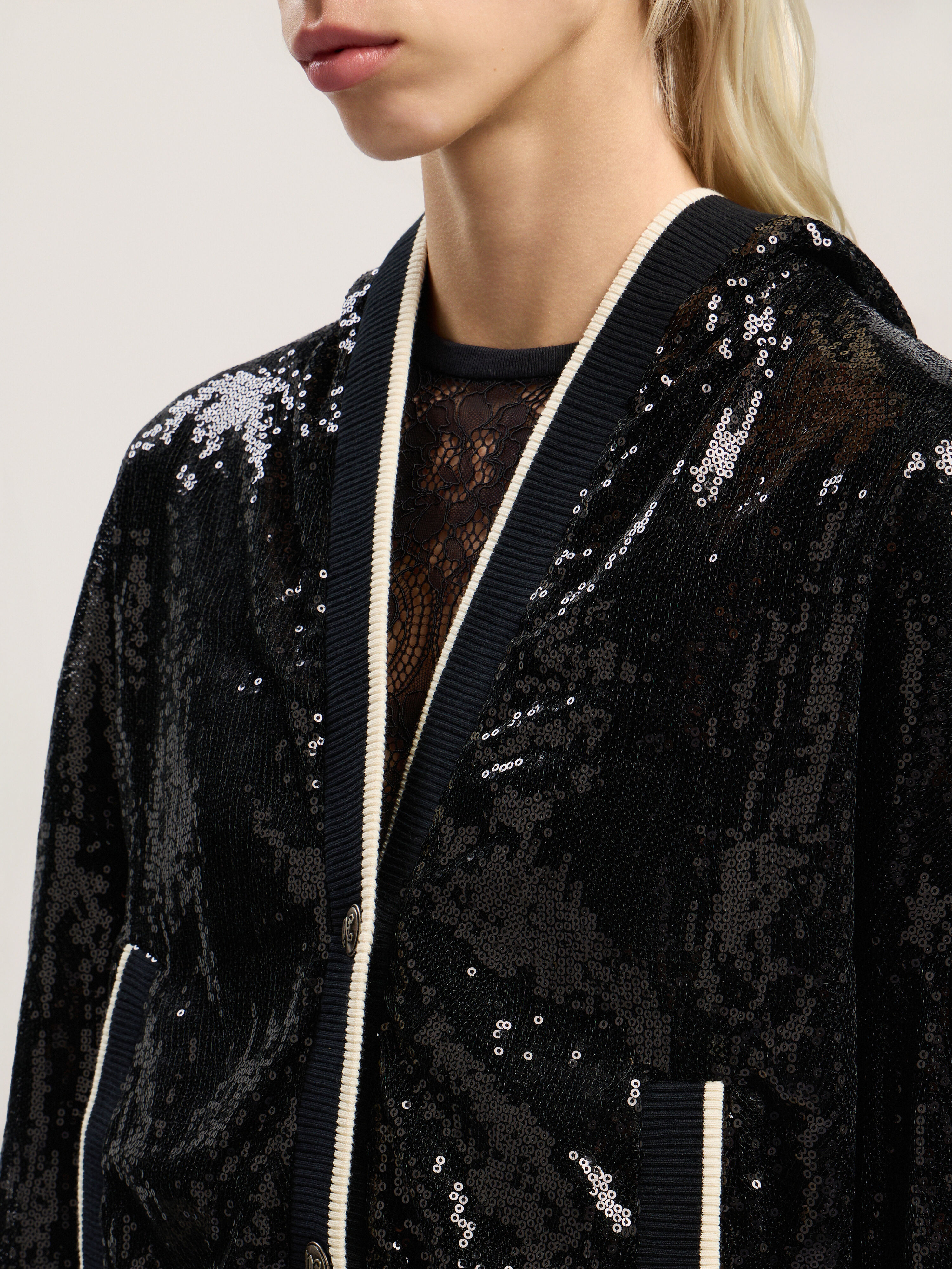 PALM ANGELS Curved Logo Sequin Crop Jacket BLACK - OFF WHITE PWEA129F25FAB001