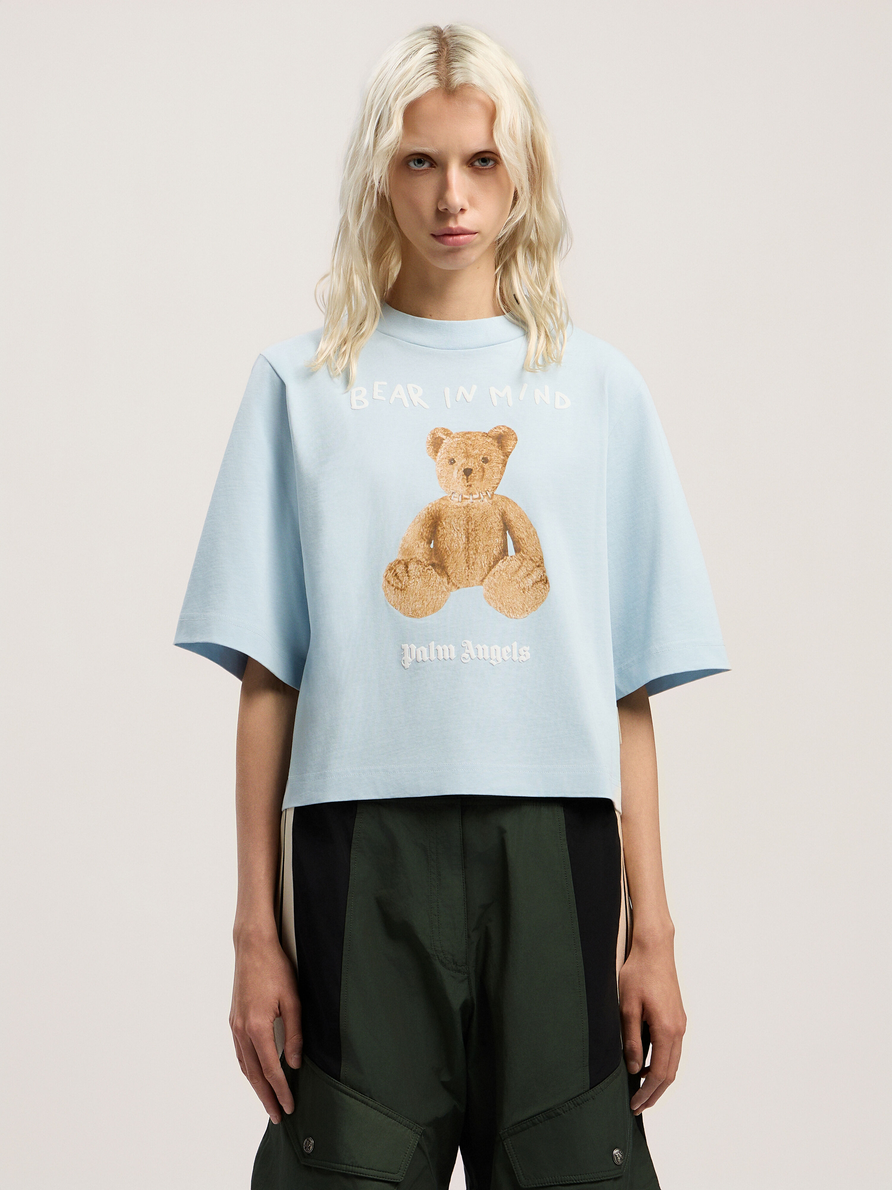 PALM ANGELS Bear In Mind Cropped Tee BABY BLUE - BROWN PWAA079F25JER002