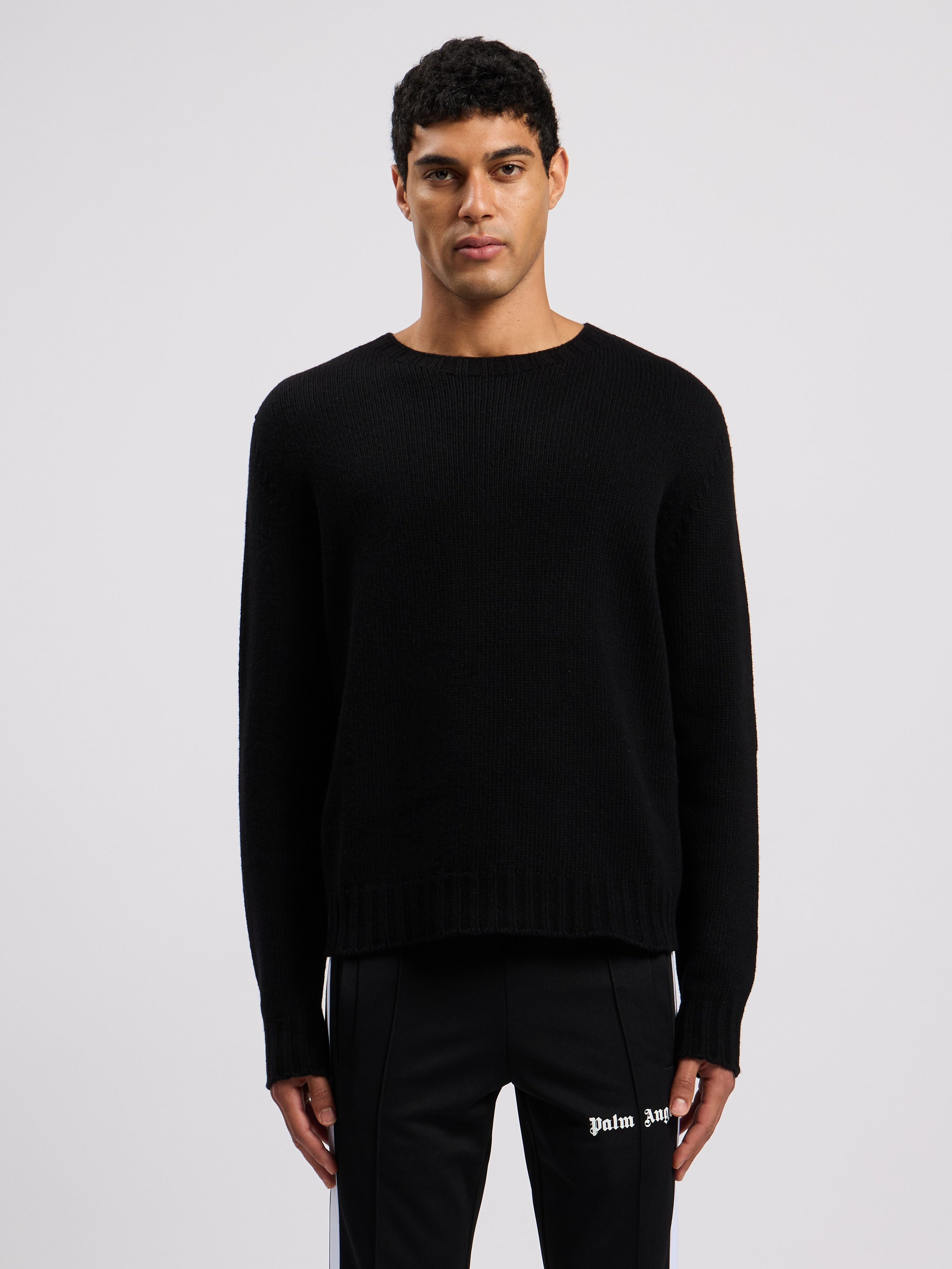 Curved Logo Sweater in BLACK WHITE for Men | Palm Angels®