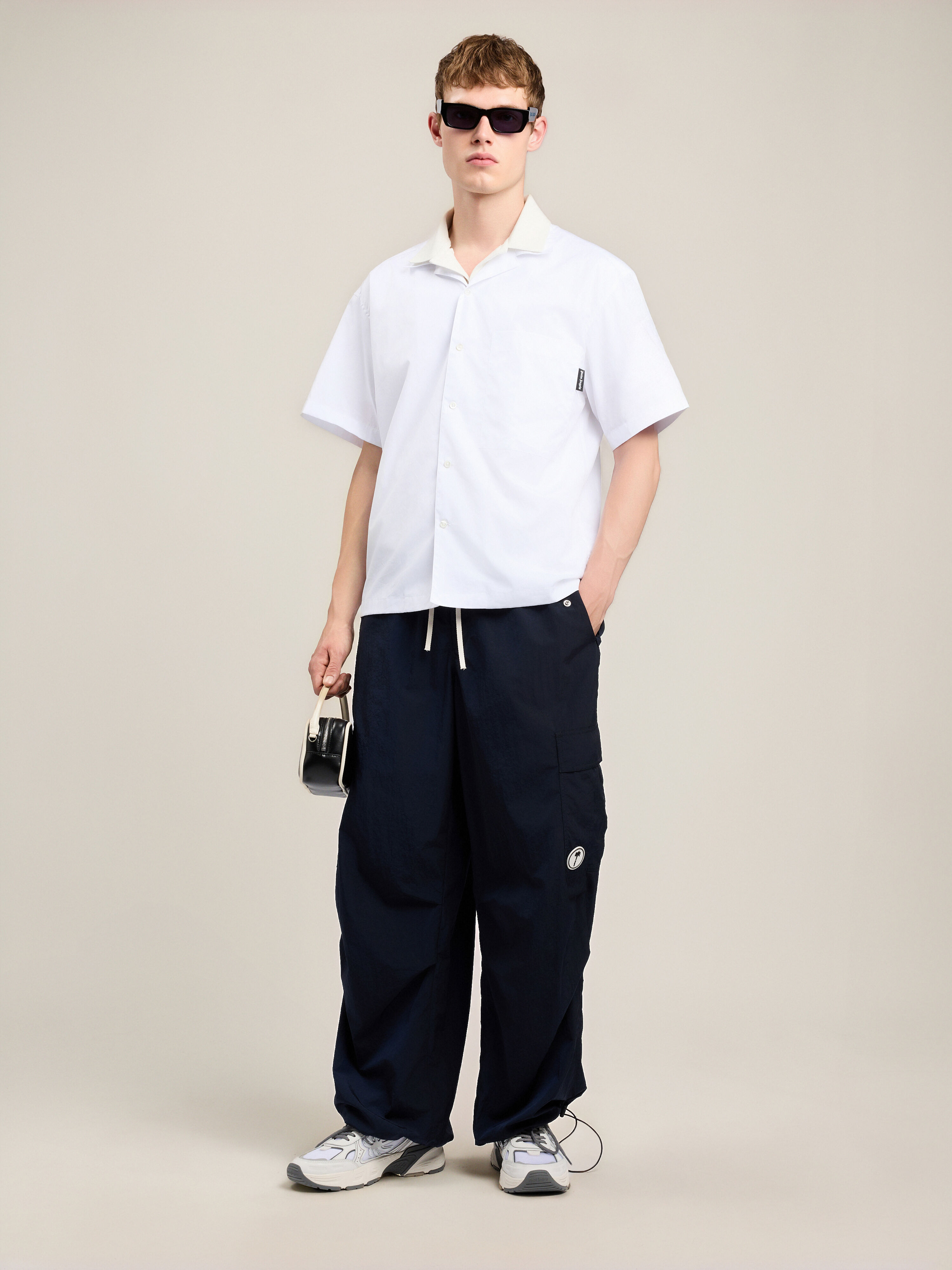 Back Curved Logo Bowling Shirt in OFF WHITE BLACK for Men | Palm
