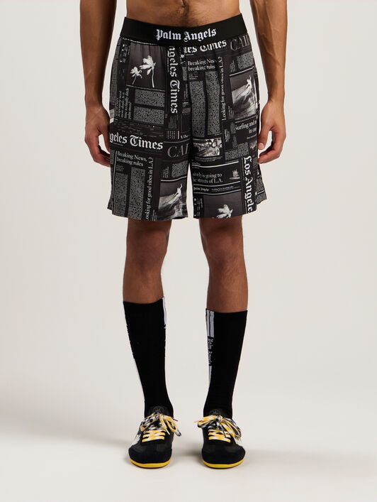PALM ANGELS News Print Drawstring Shorts BLACK - OFF WHITE PMCB044F25FAB001
