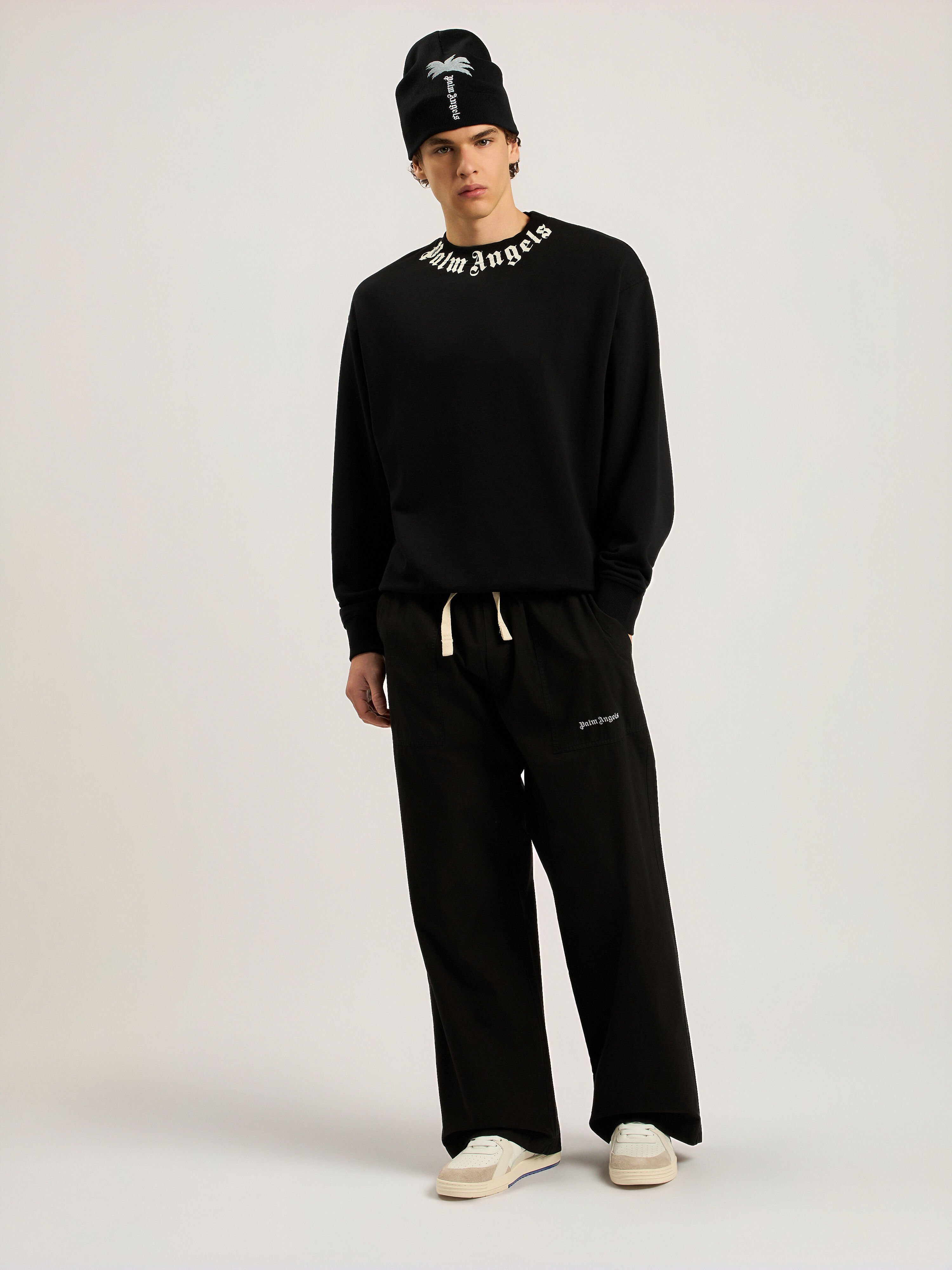 Felpa Neck Logo Regular PALM ANGELS Felpa Neck Logo Regular BLACK - OFF WHITE PAMBA03F26FL01
