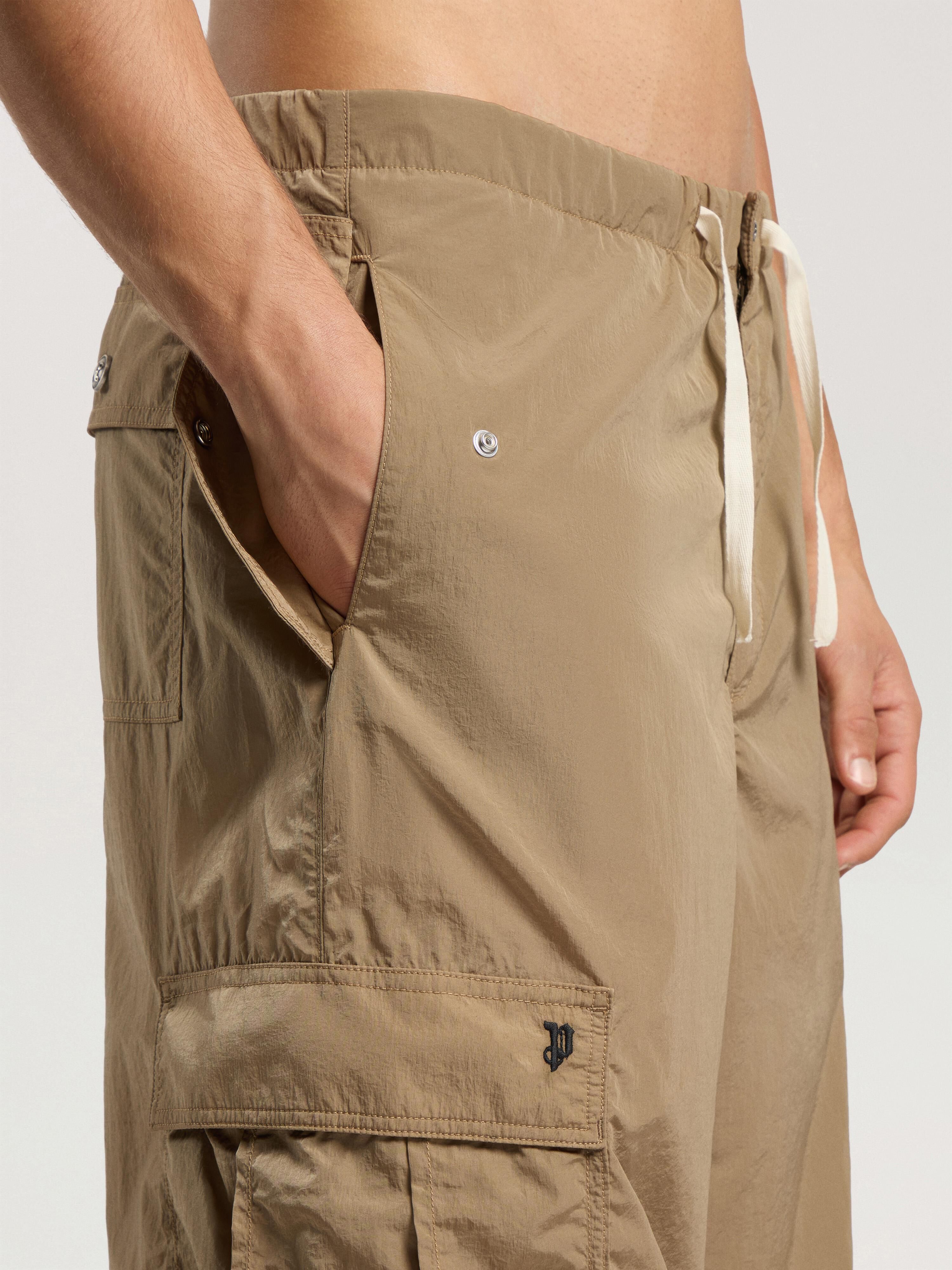 Palm Type Loose Cargo Pants PALM ANGELS Palm Type Loose Cargo Pants KAKI - BLACK PAMCF02F26FB01